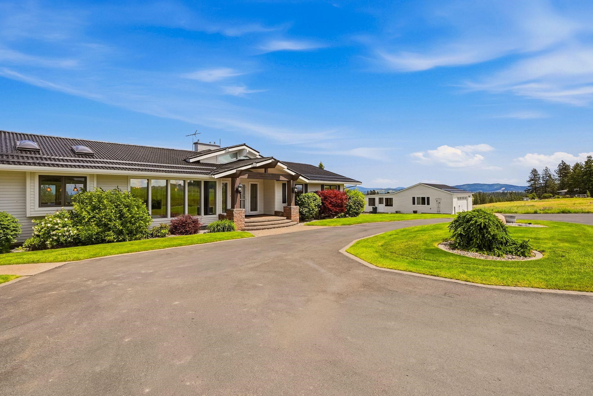 7217 E UHLIG Rd - Photo 2