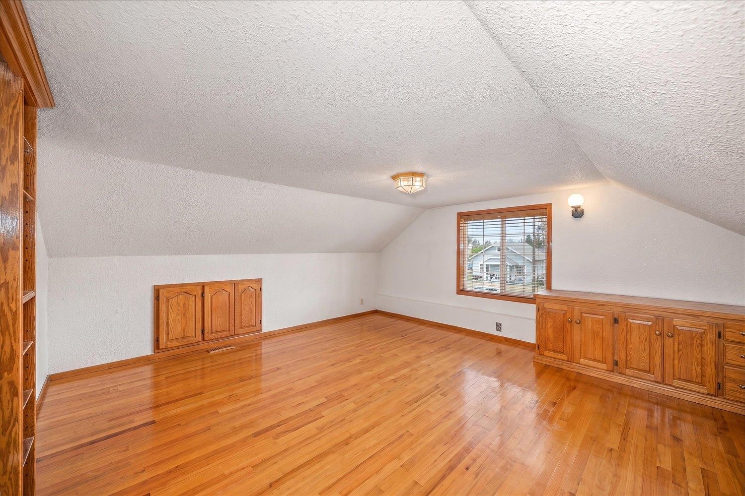 532 E Heroy Ave - Photo 25
