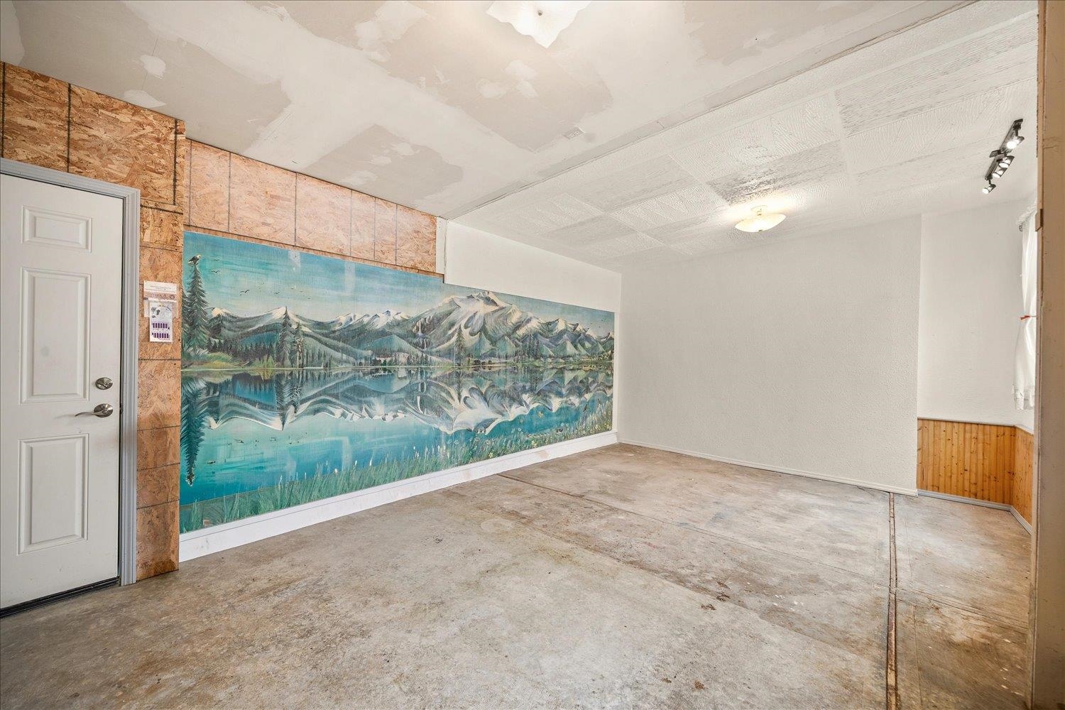 532 E Heroy Ave - Photo 45