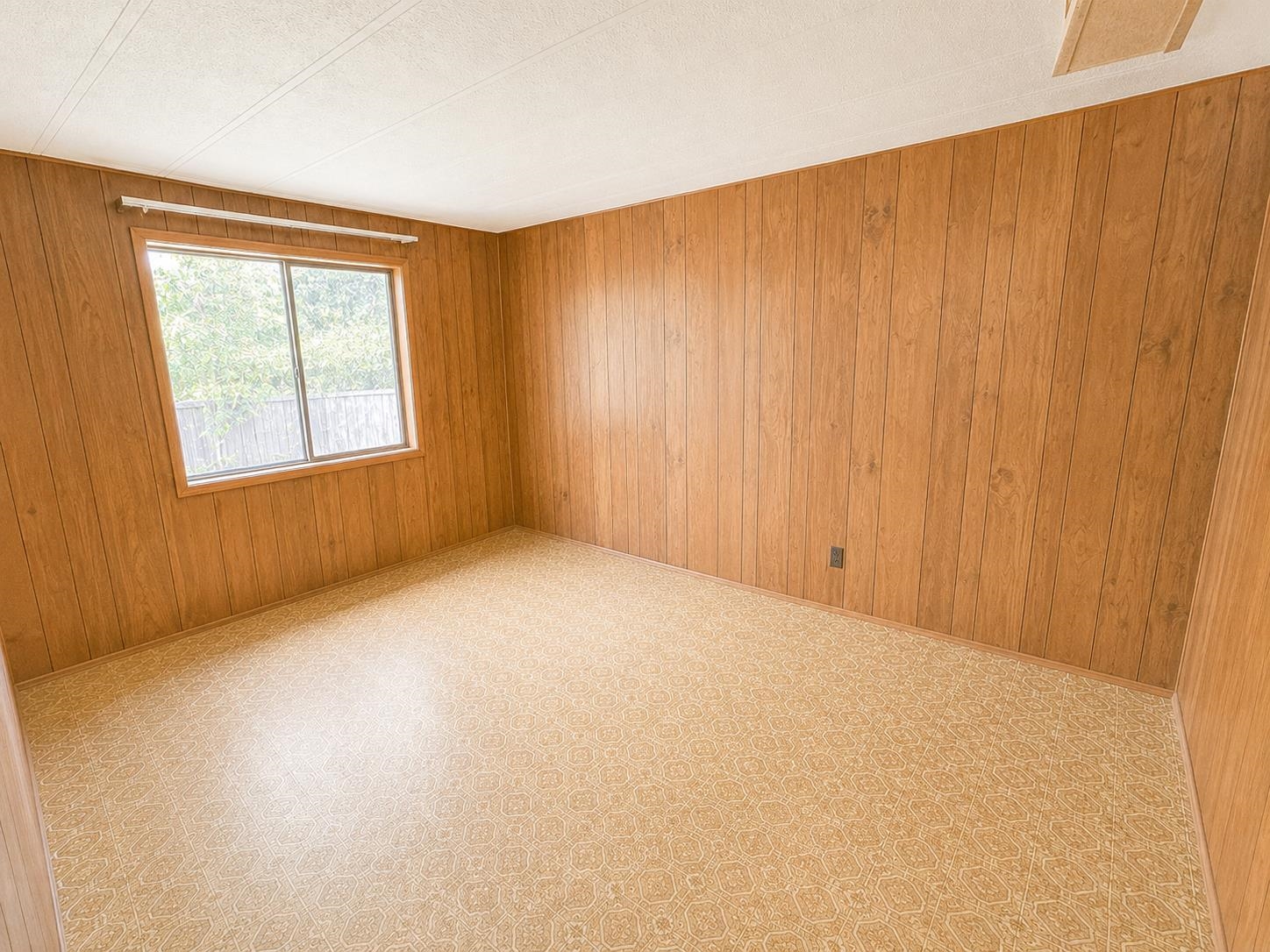 204 E Oak St - Photo 6