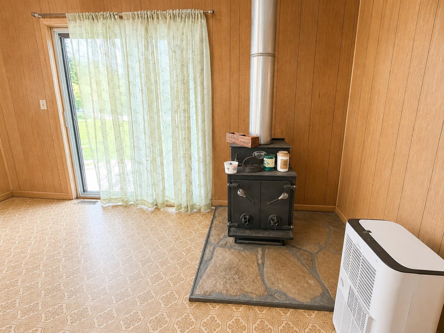 204 E Oak St - Photo 9