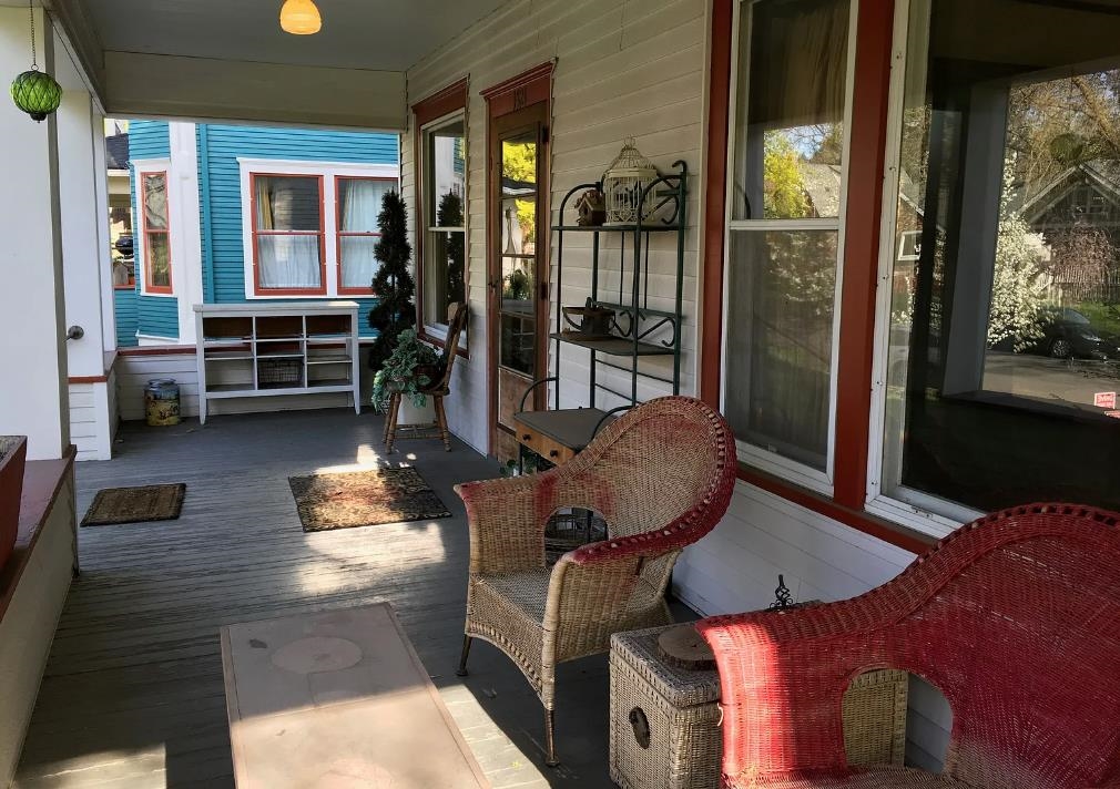 1321 W 11th Ave - Photo 3