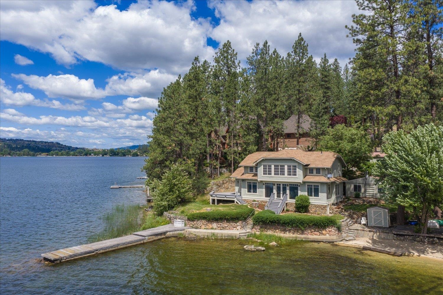 1014 S Lakeside Rd - Photo 1