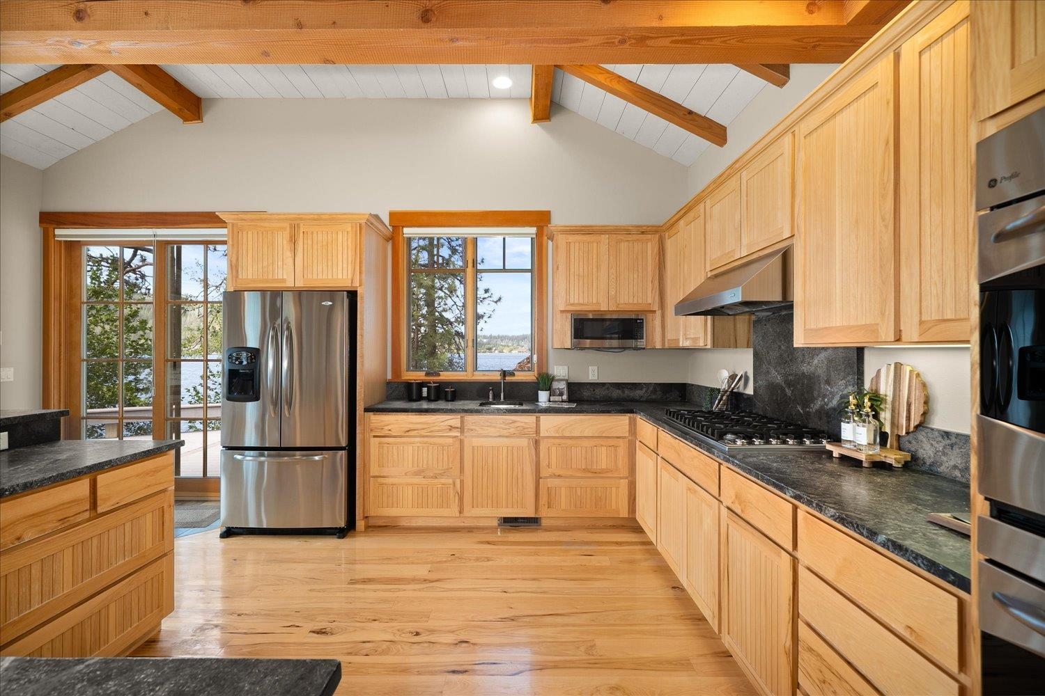 1014 S Lakeside Rd - Photo 18