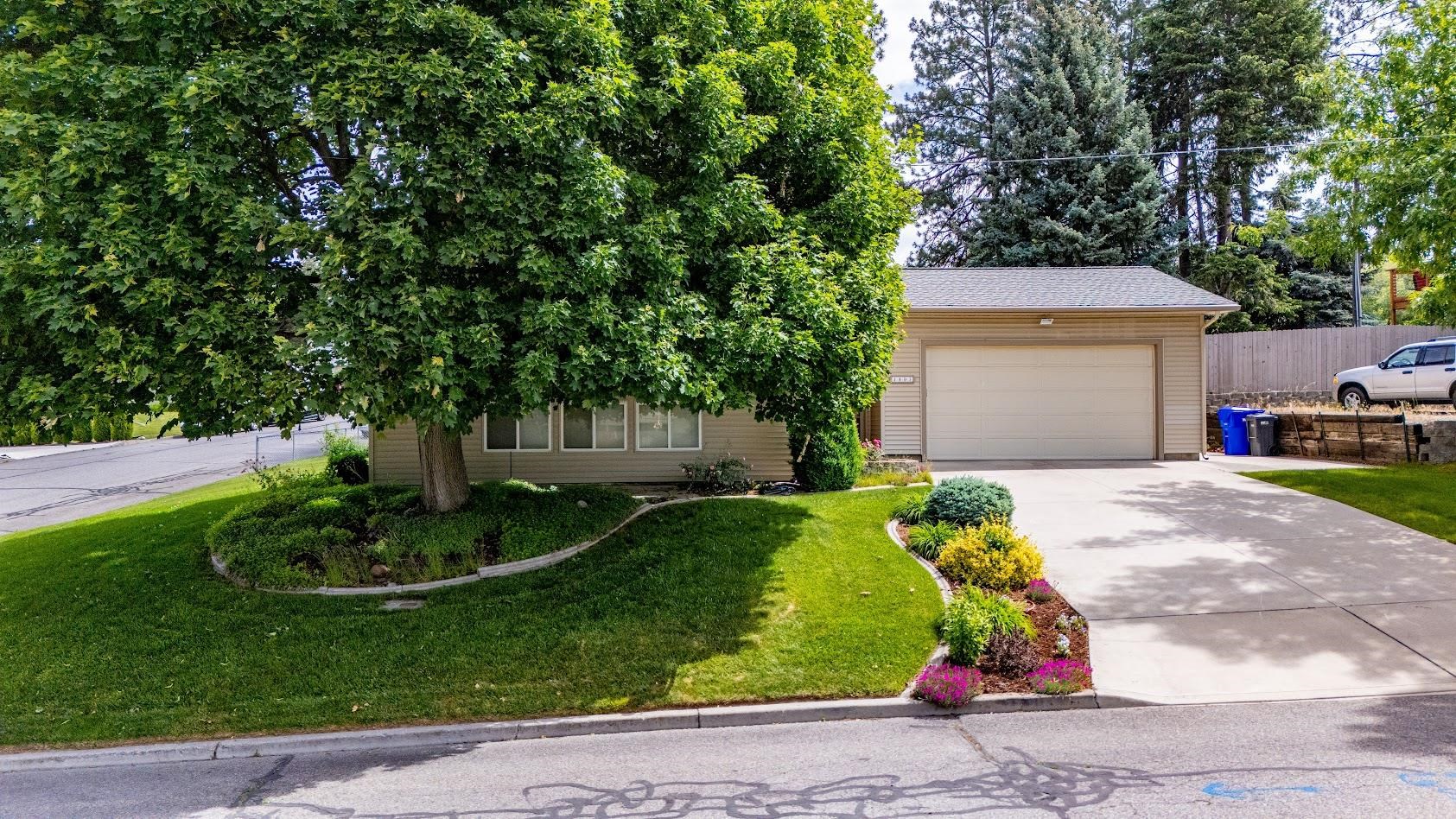 1807 S Fawn Dr - Photo 2