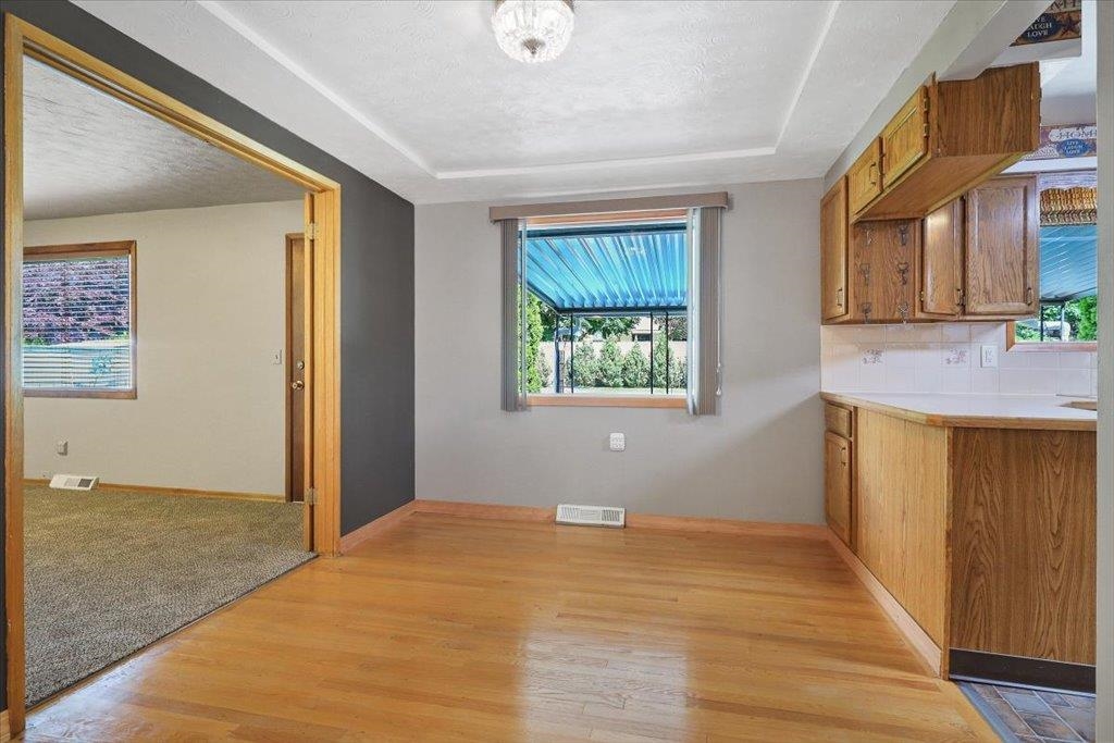 6706 N Drumheller St - Photo 6