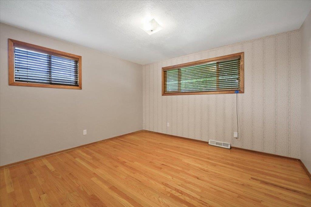 6706 N Drumheller St - Photo 13