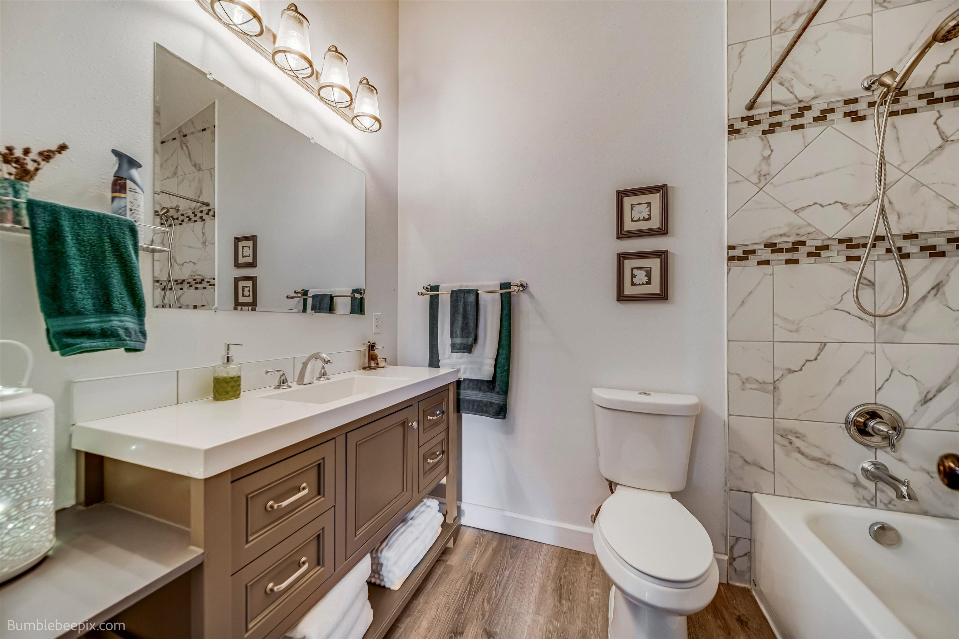 21407 N Spotted Rd - Photo 18