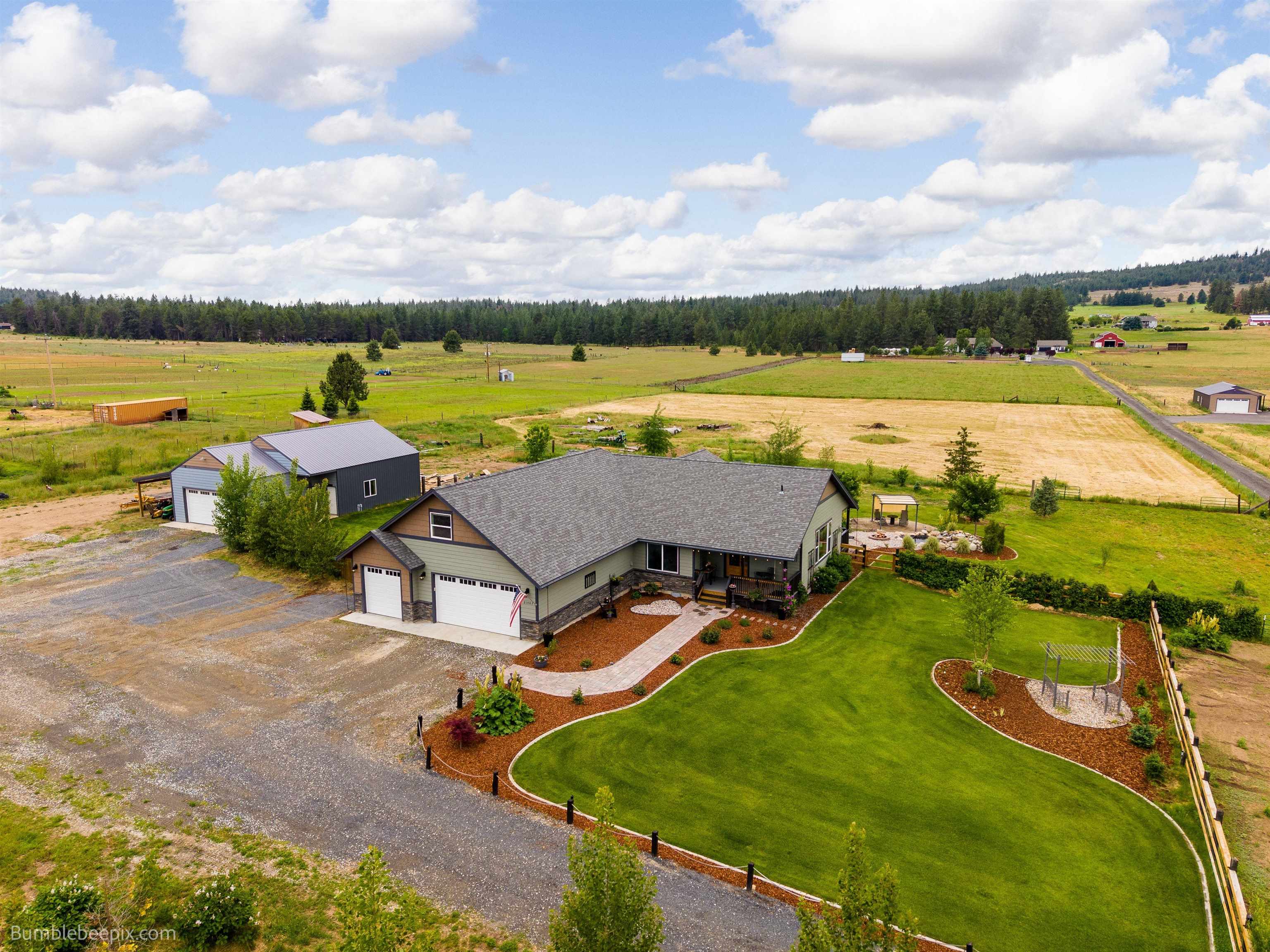 21407 N Spotted Rd - Photo 32