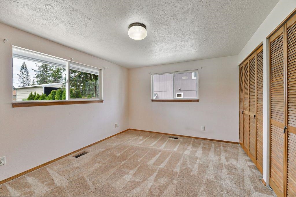 6915 W JOHANNSEN Ave - Photo 15