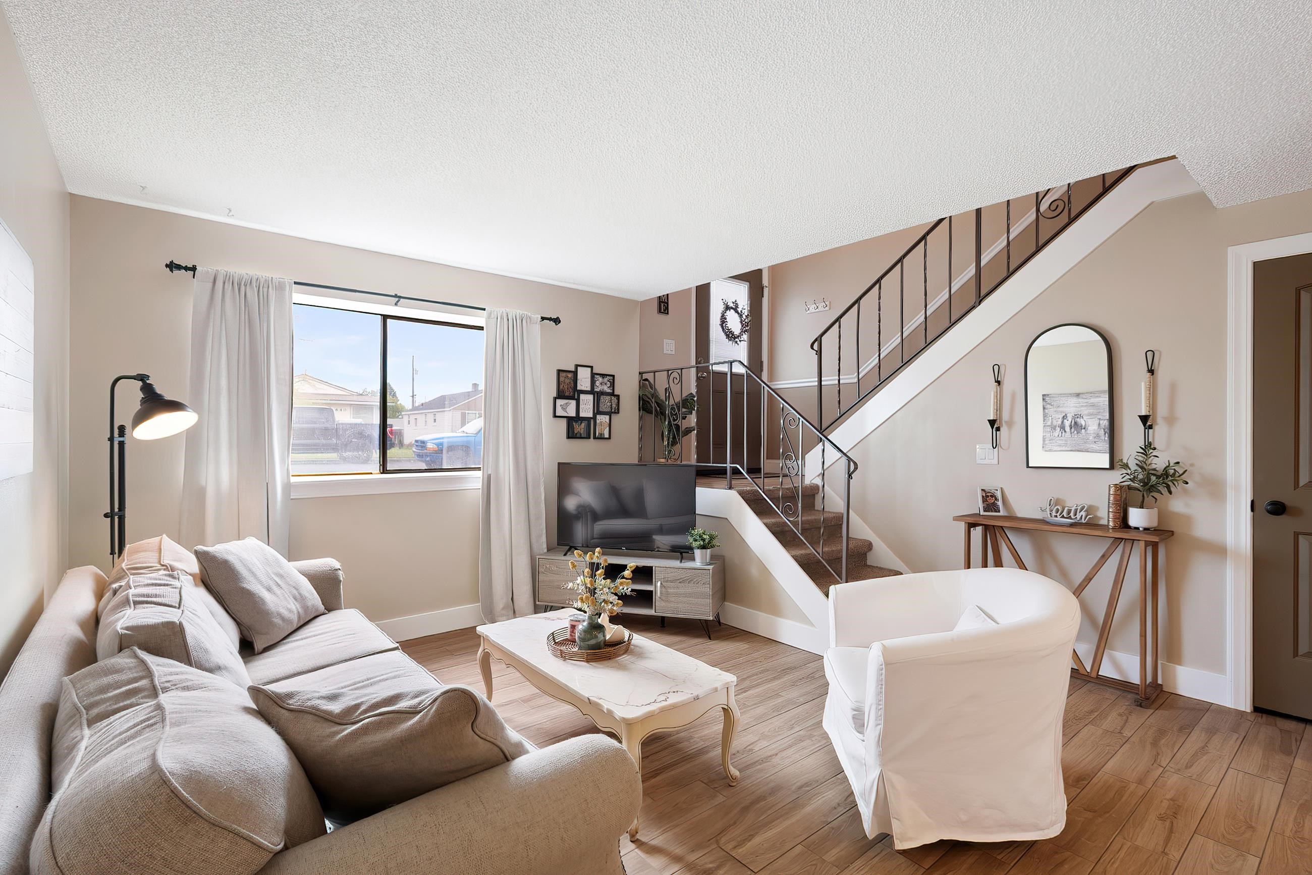 1641 E Crown Ave - Photo 4