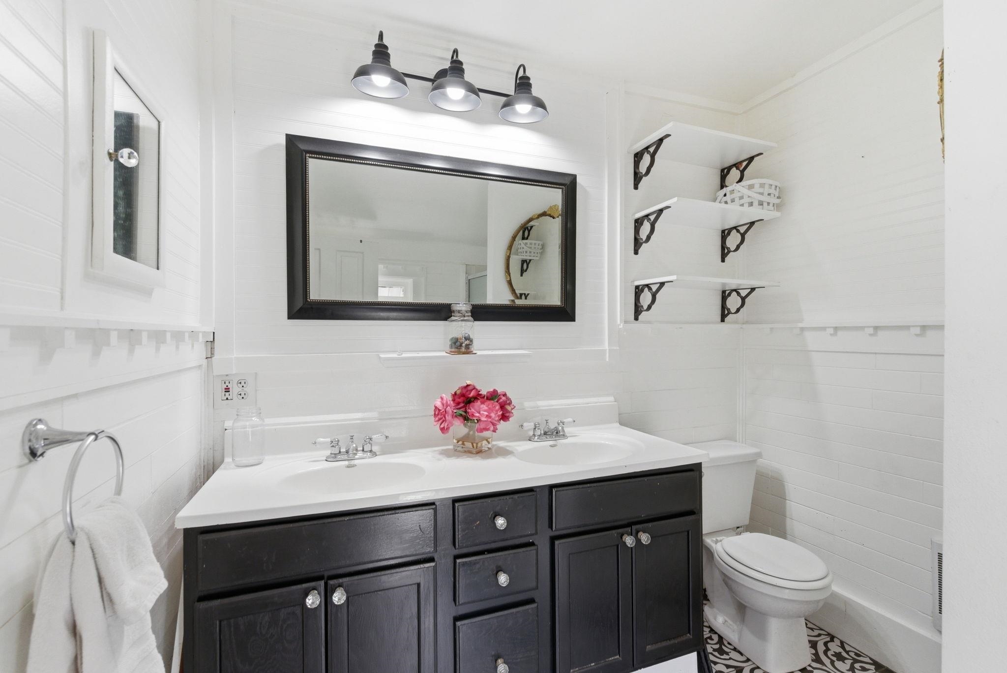 2311 W MALLON Ave - Photo 23