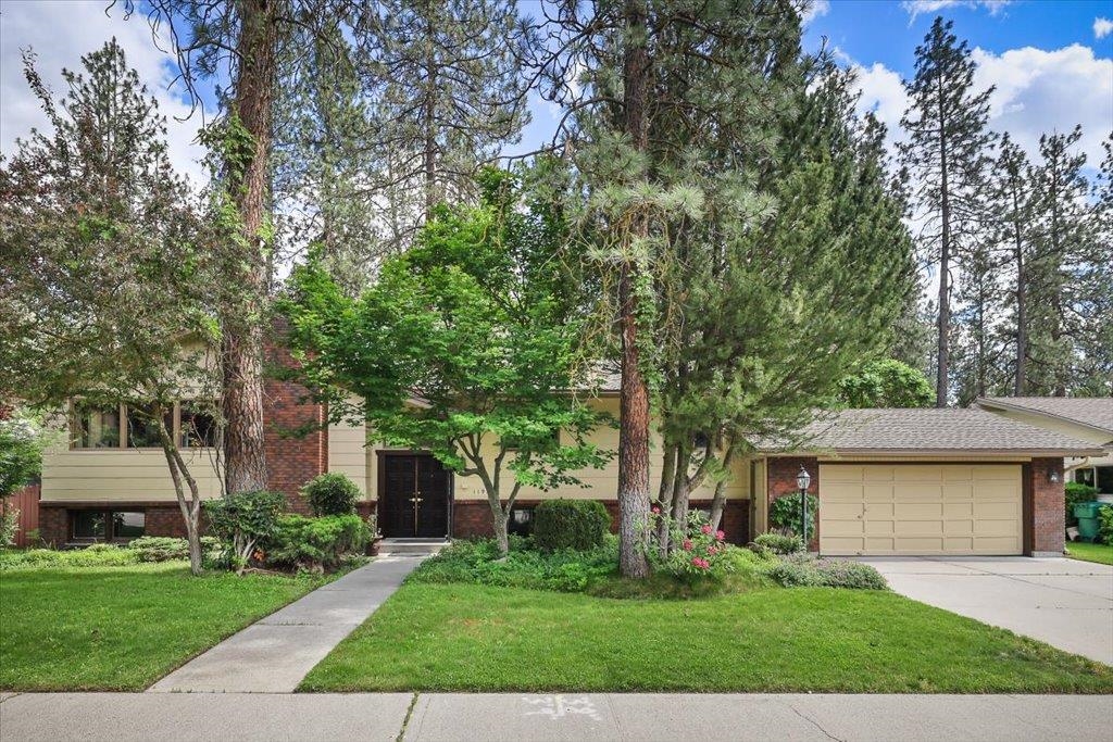 11914 N Fairwood Dr - Photo 1