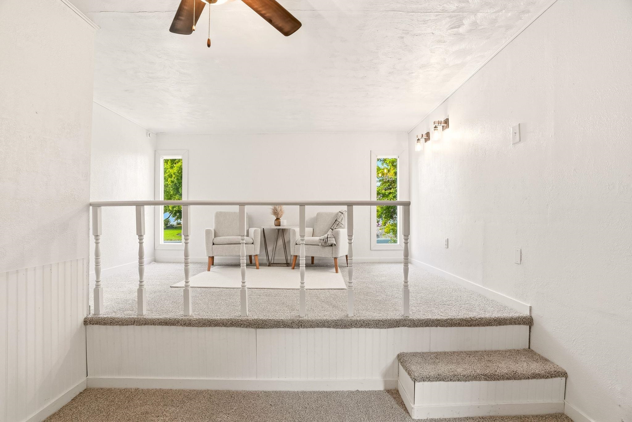 1426 E 4th St - Photo 11