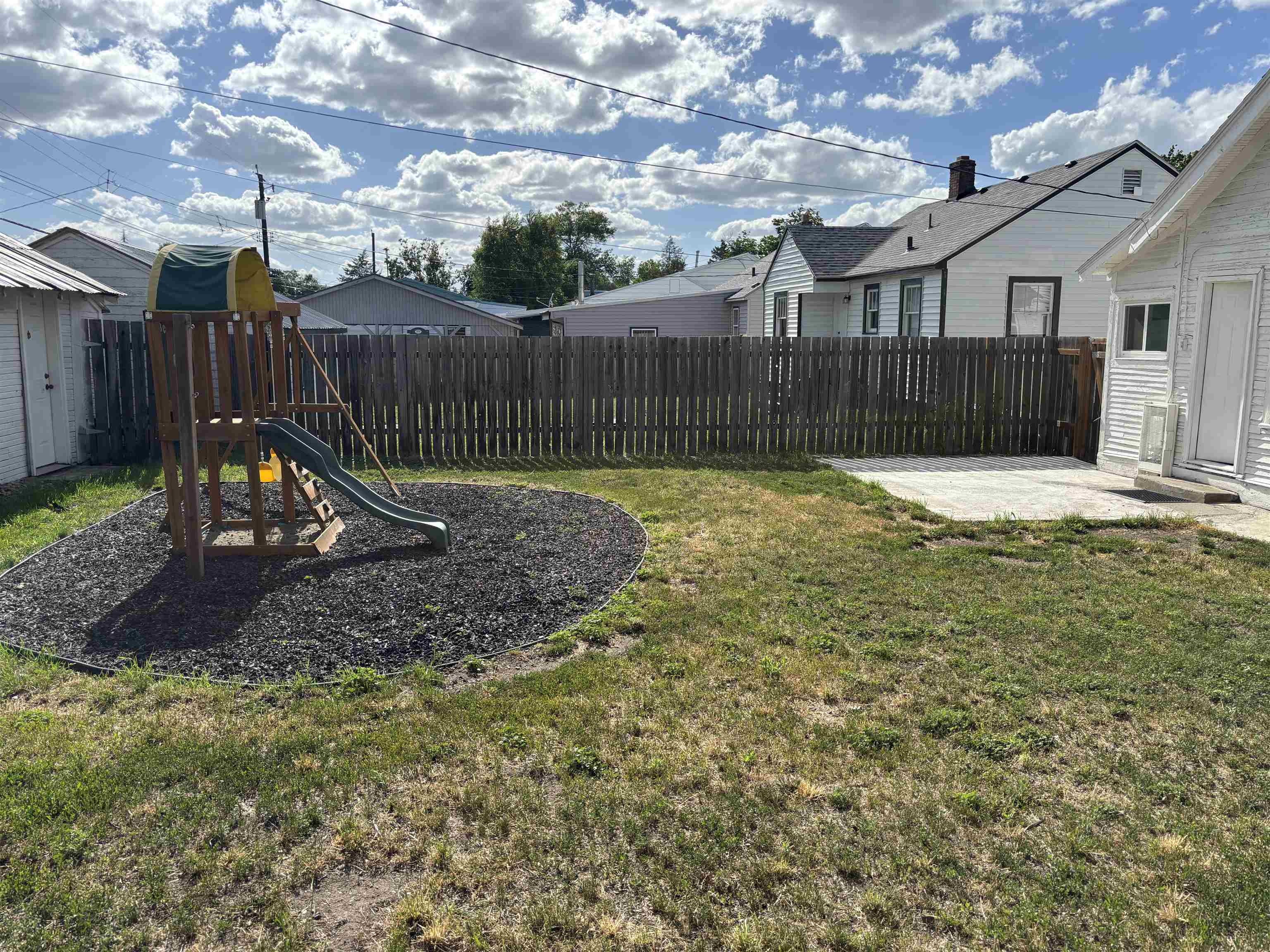 1324 E Broad Ave - Photo 19