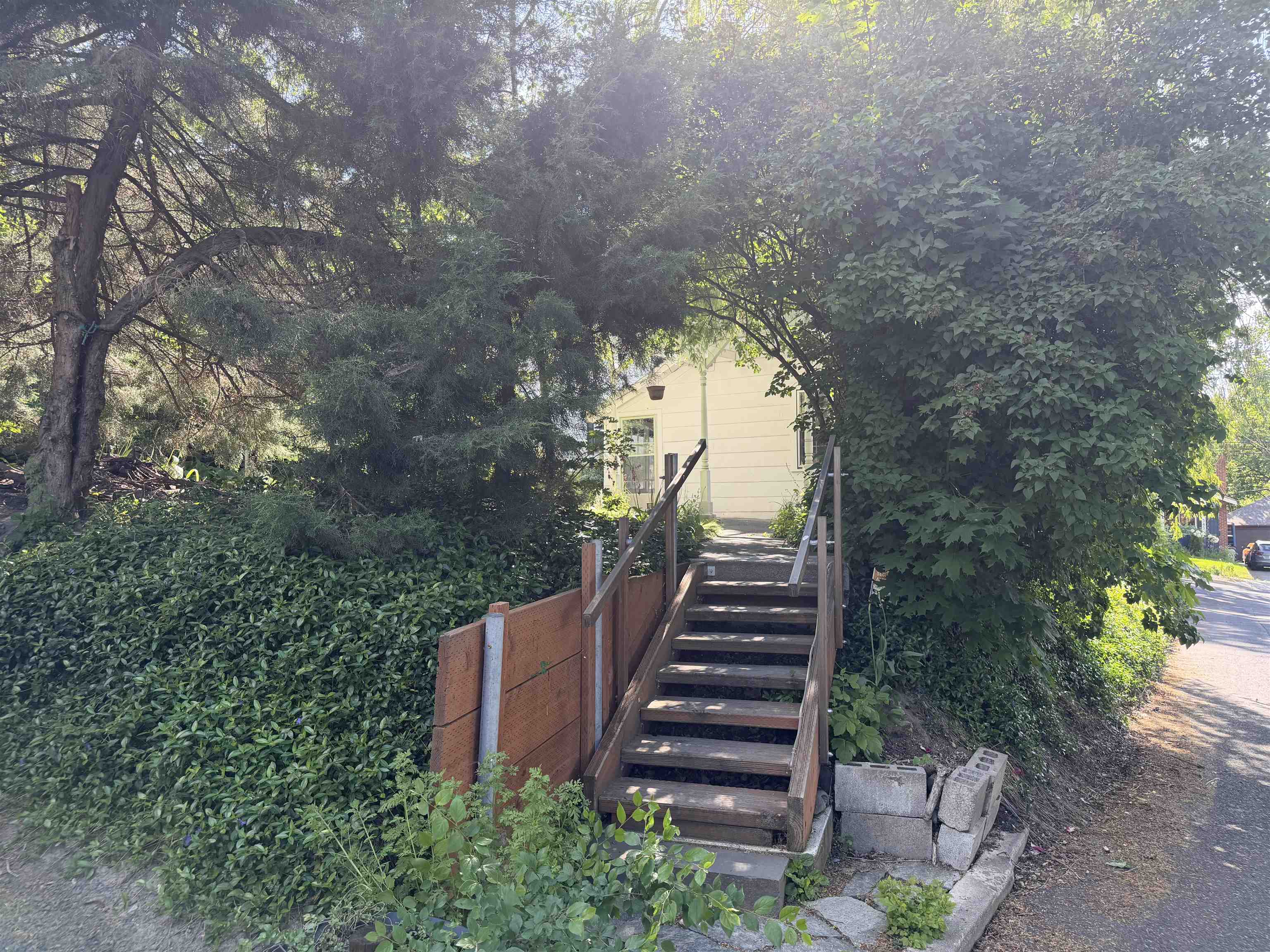 340 SE High St - Photo 7