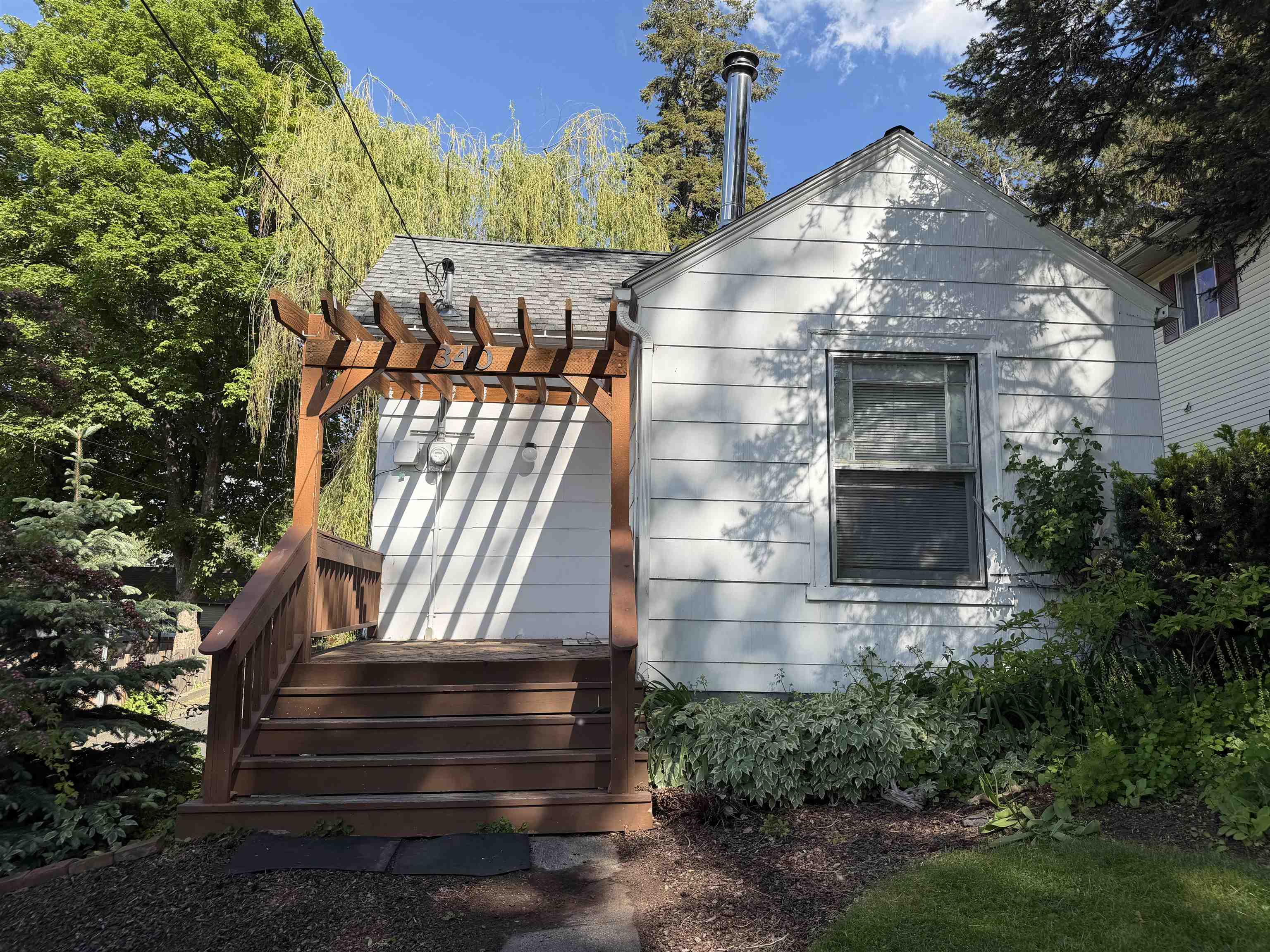 340 SE High St - Photo 5