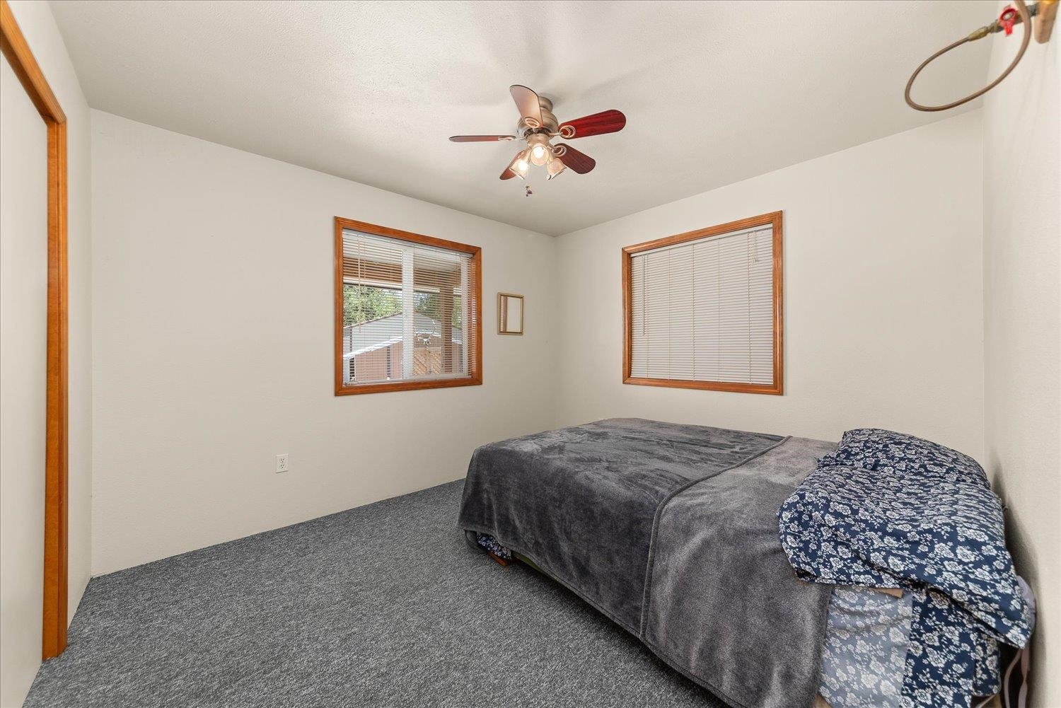 28605 E Moonshine Bay Ln - Photo 16