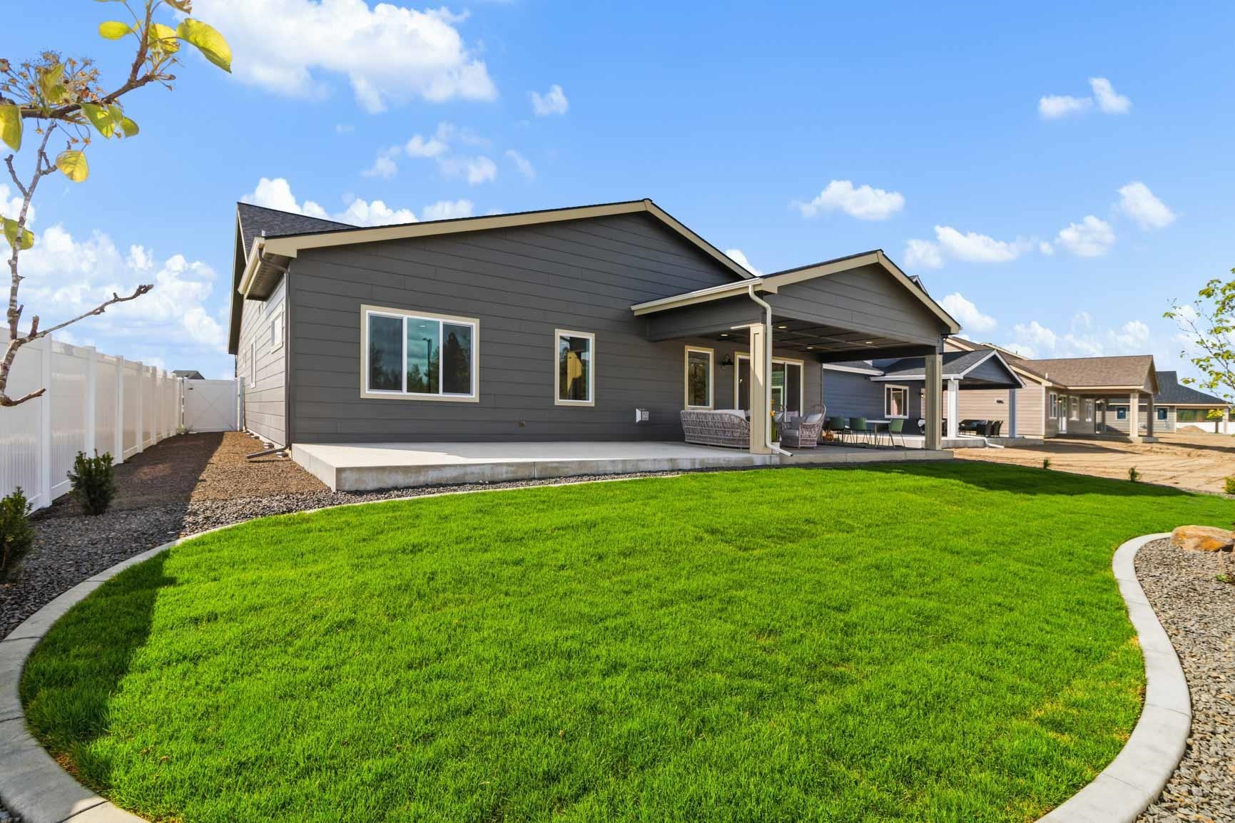12293 N Valencia Ave - Photo 43