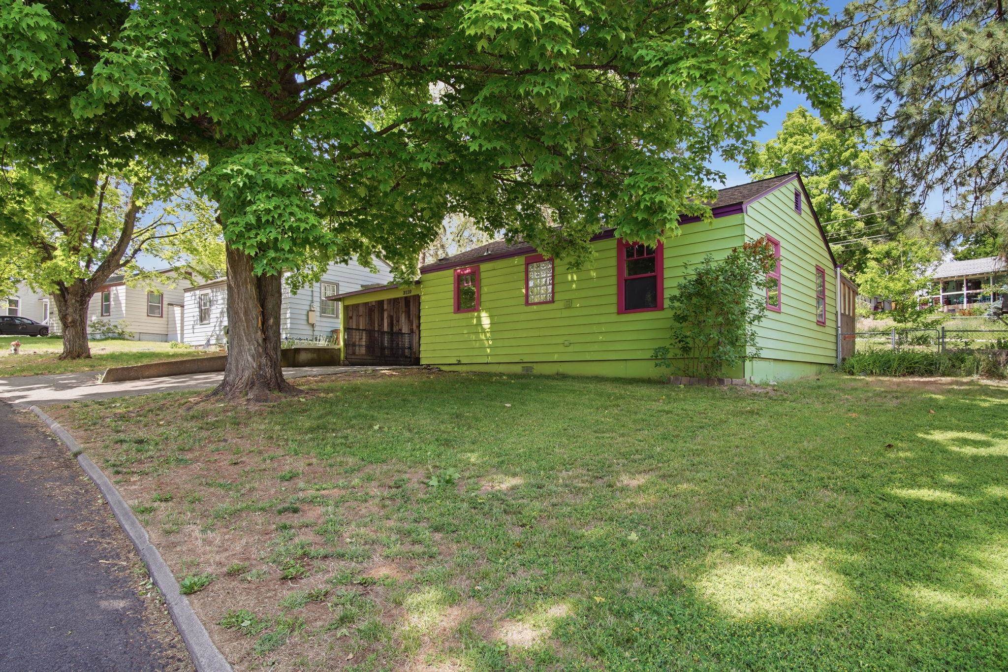 3110 W Trinity Pl - Photo 3