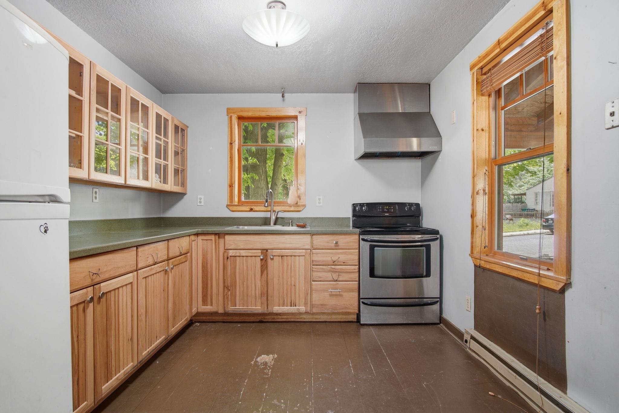 3110 W Trinity Pl - Photo 9