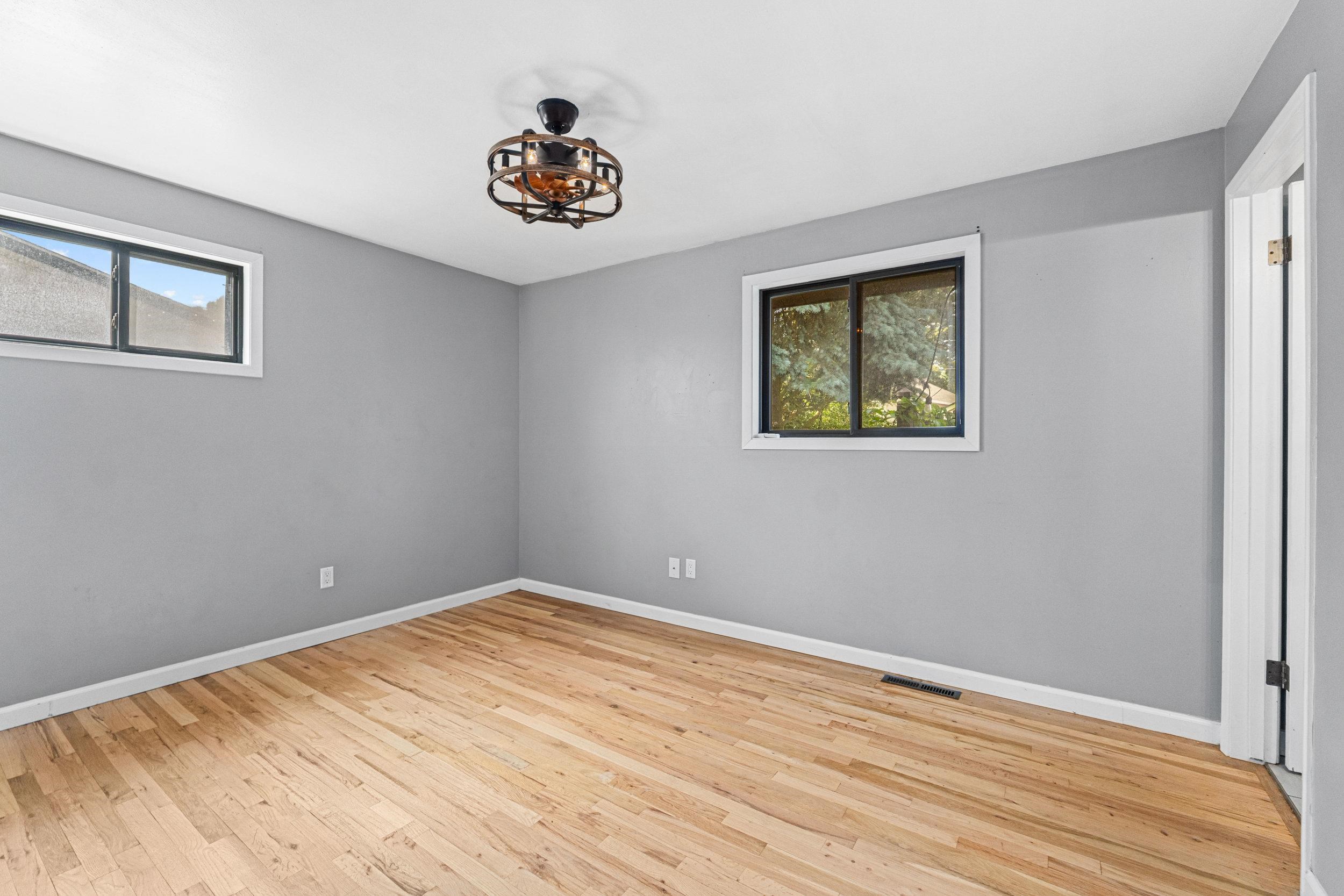 412 E Cozza Dr - Photo 20