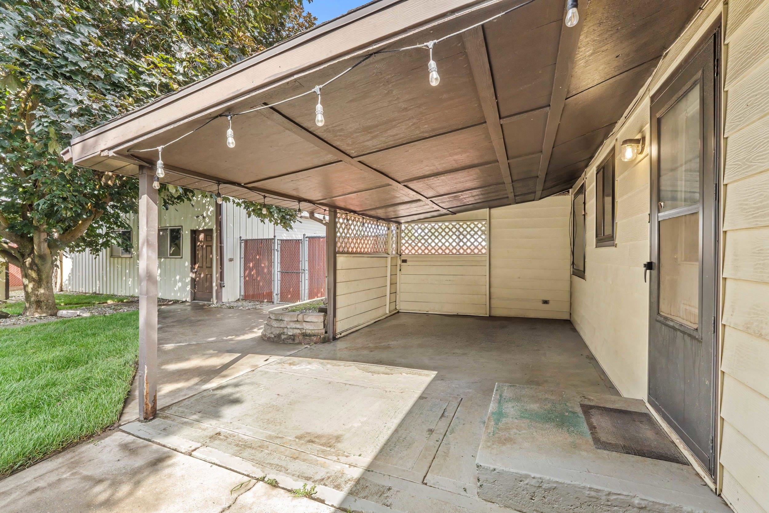 412 E Cozza Dr - Photo 25
