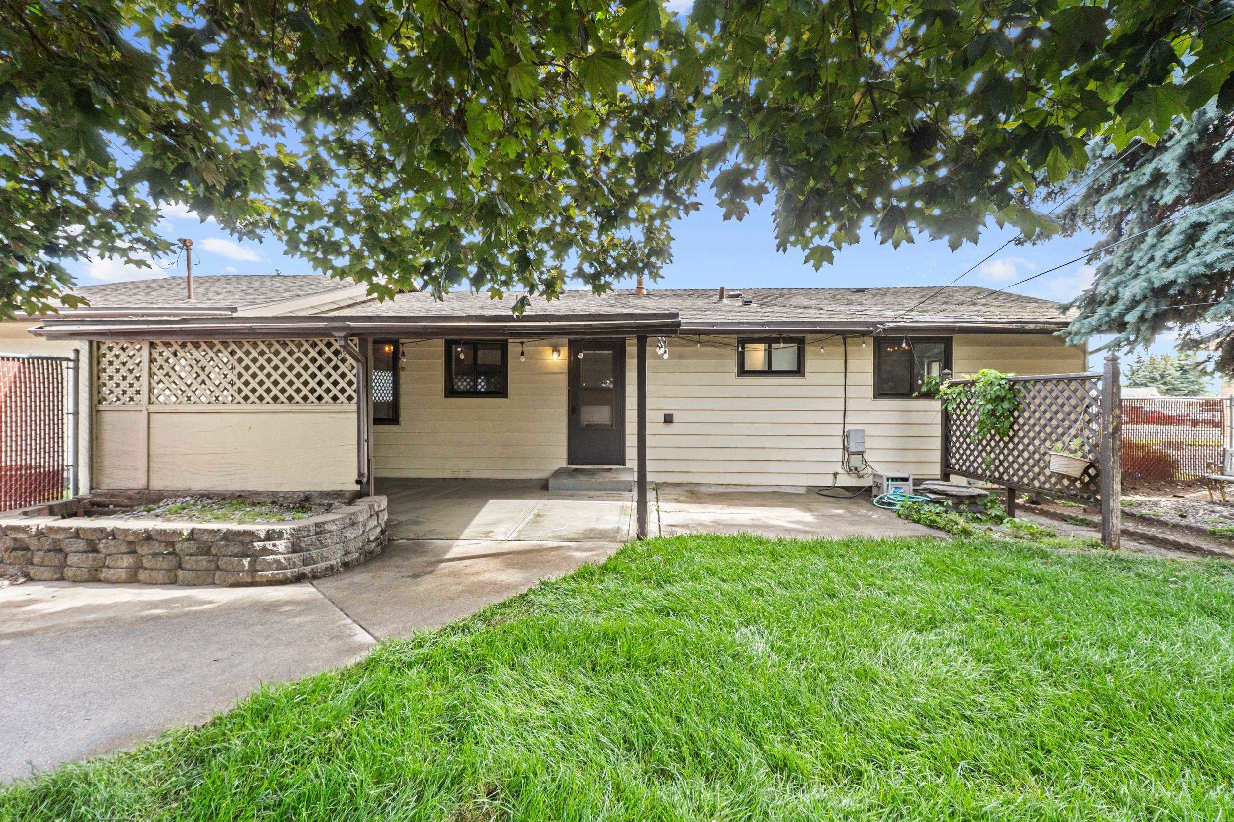 412 E Cozza Dr - Photo 29