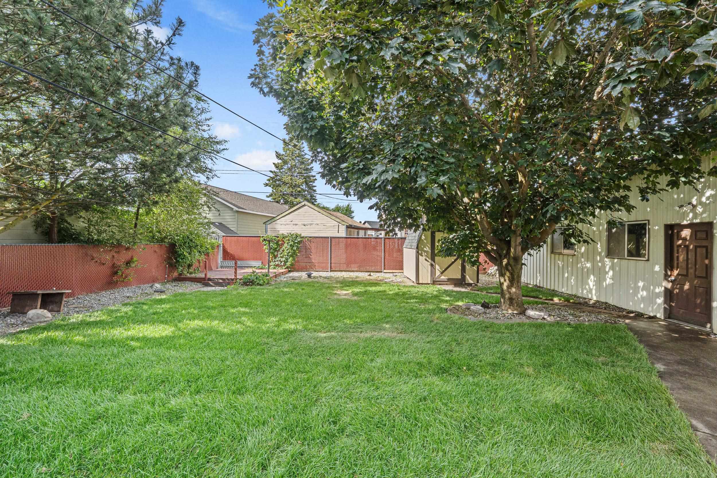 412 E Cozza Dr - Photo 31