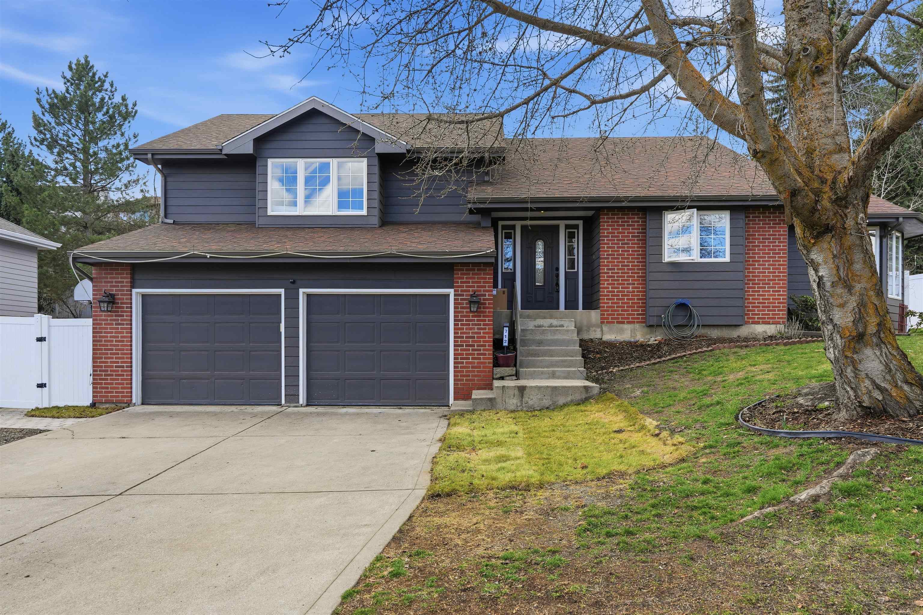 712 Montague Dr - Photo 4