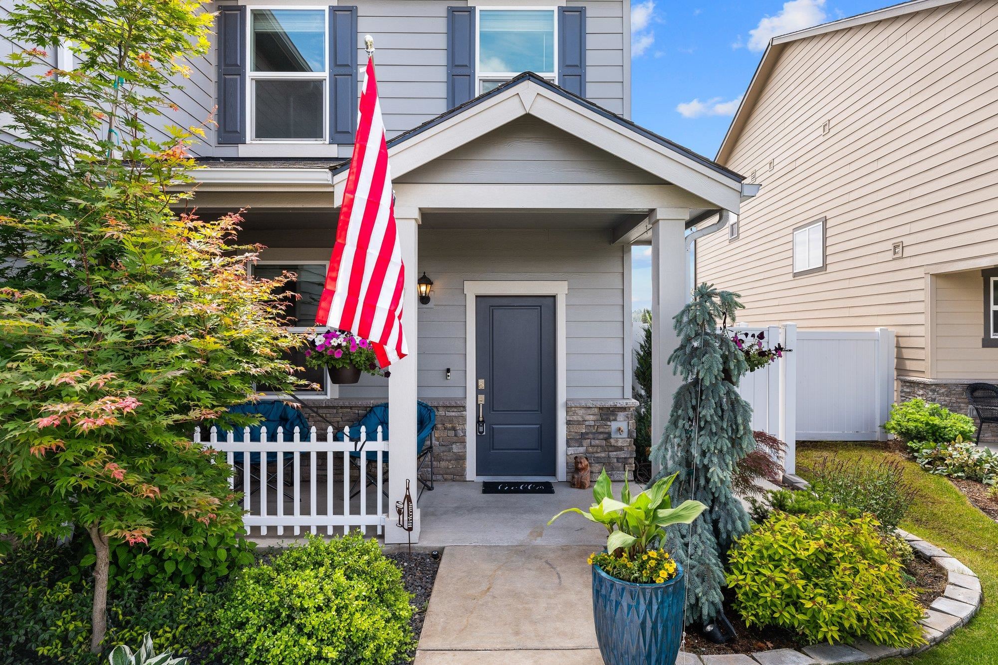 10019 W White Ln - Photo 2