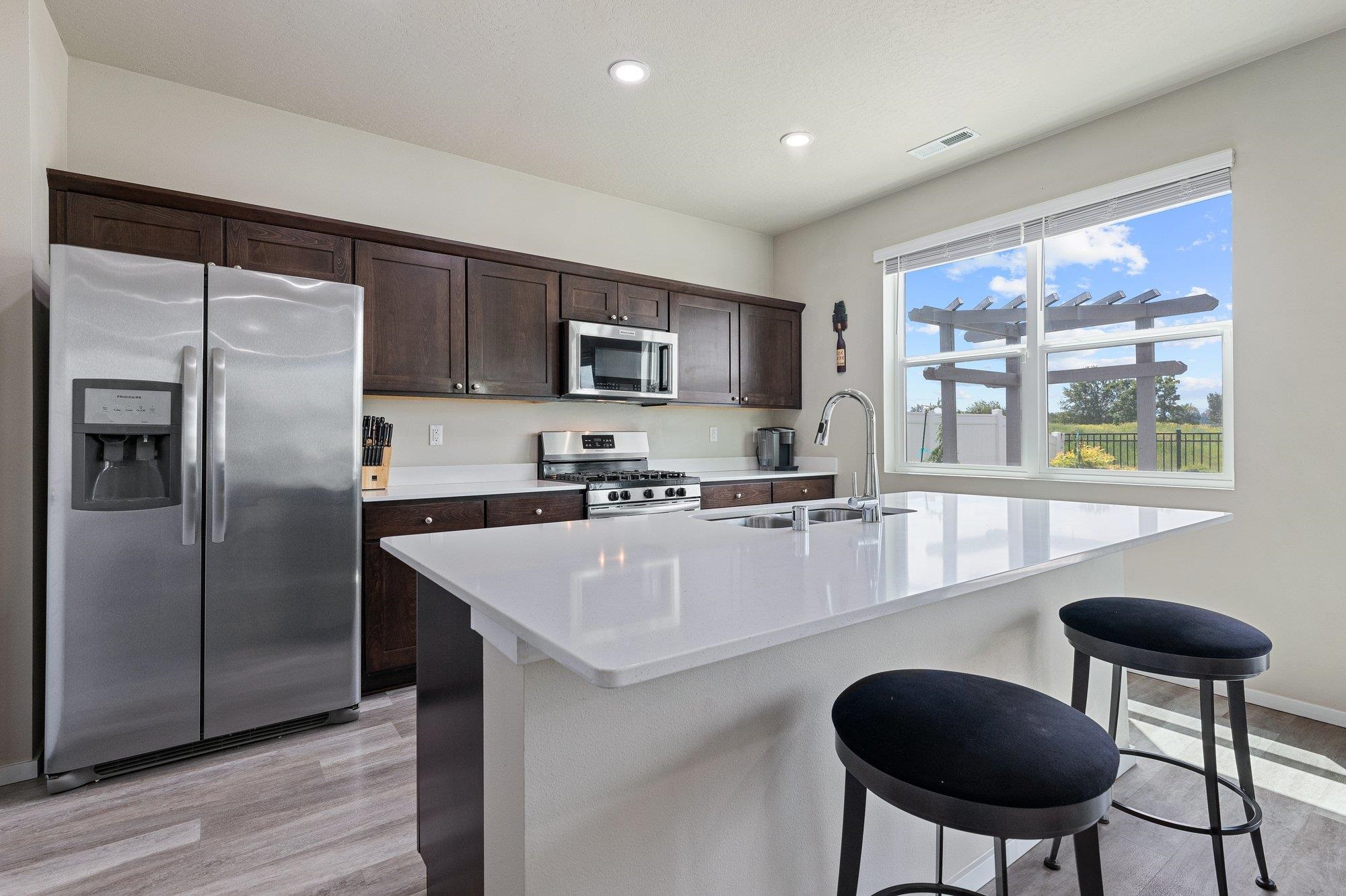 10019 W White Ln - Photo 10