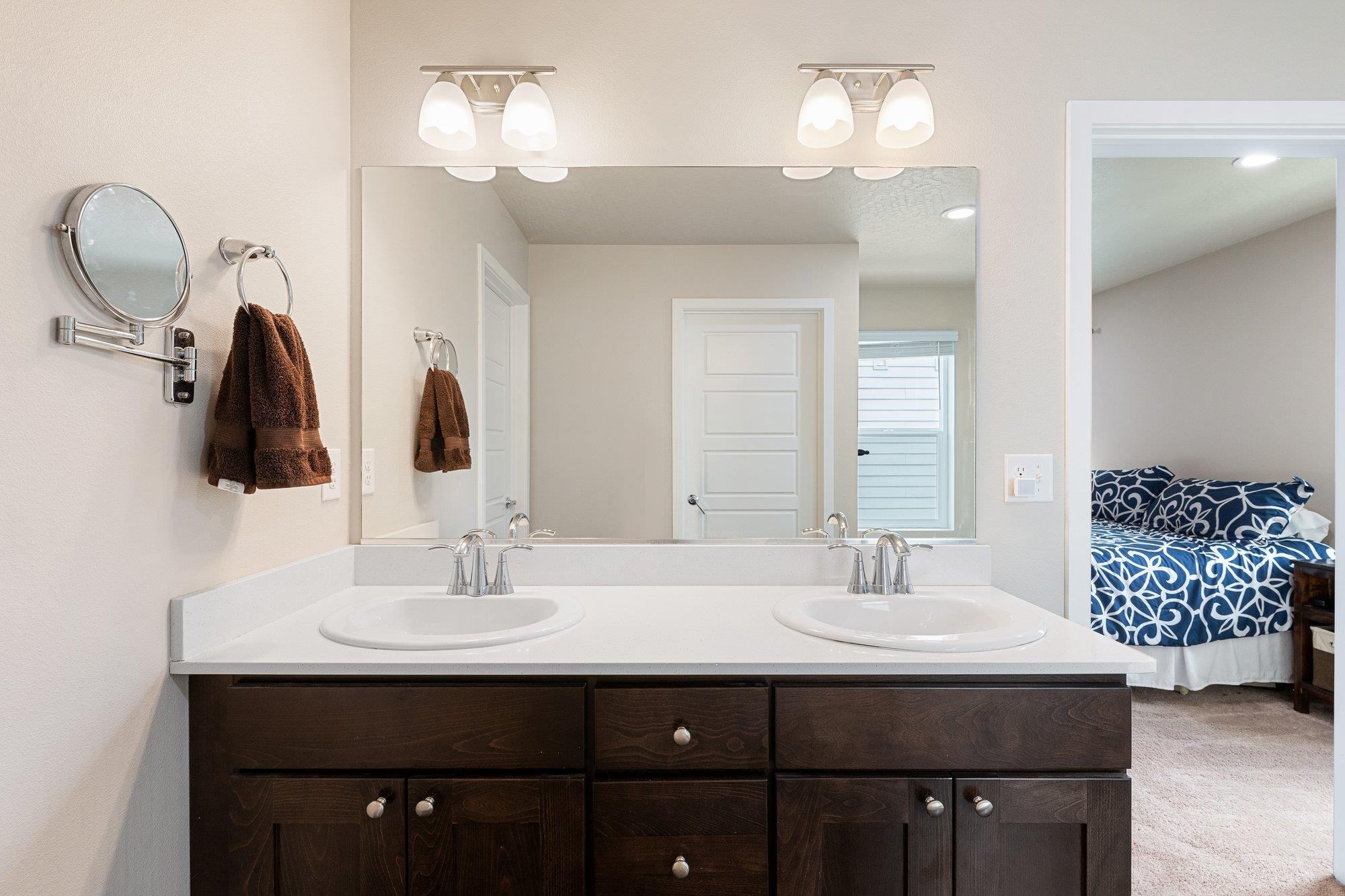 10019 W White Ln - Photo 17