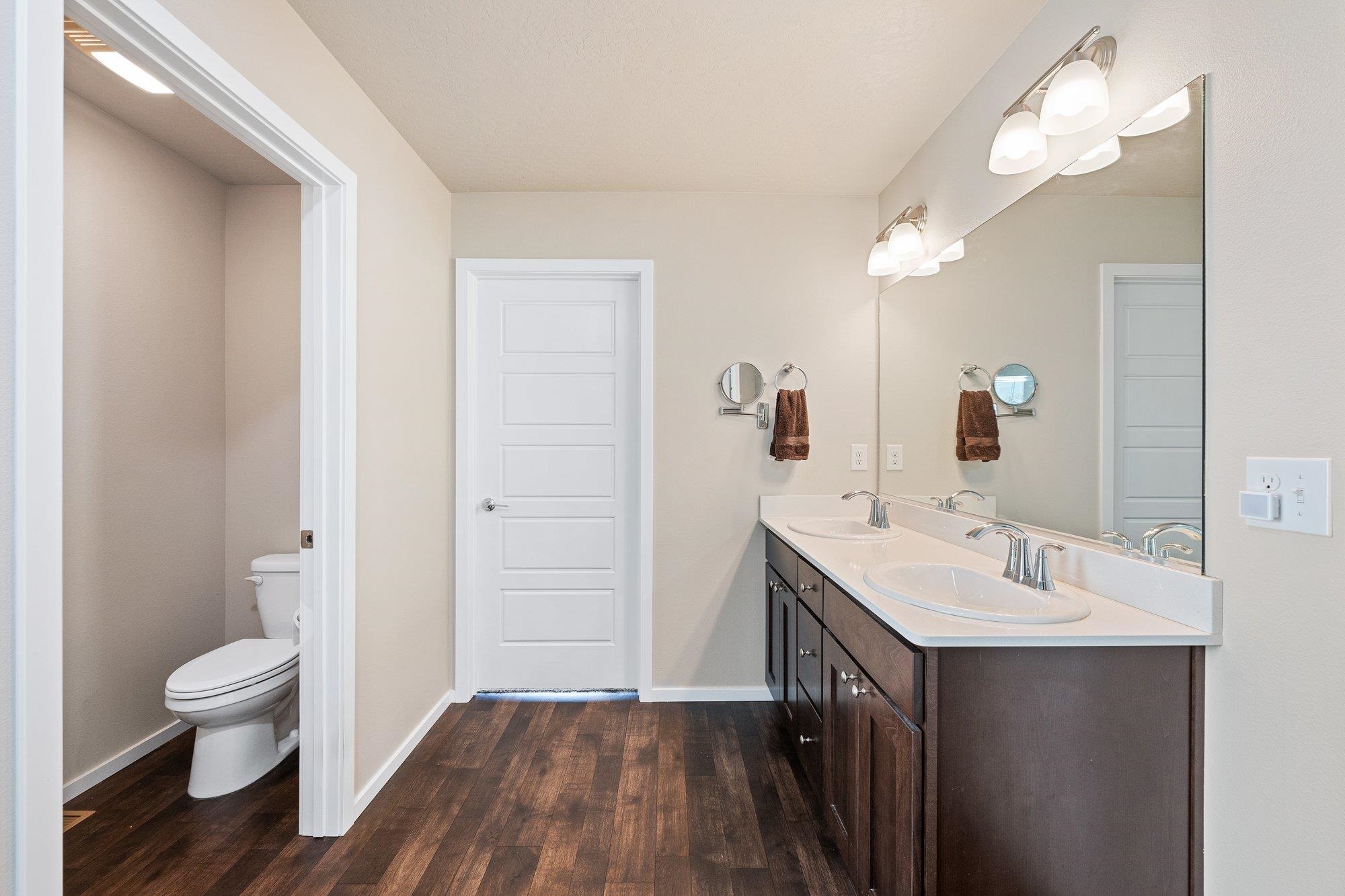 10019 W White Ln - Photo 18
