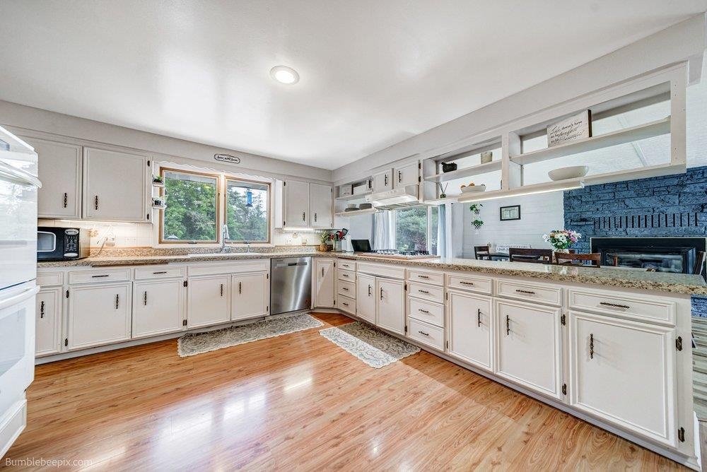 2105 W Borden Rd - Photo 7