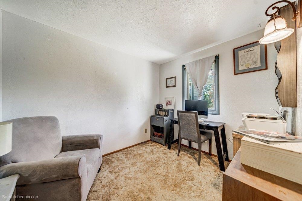 2105 W Borden Rd - Photo 20