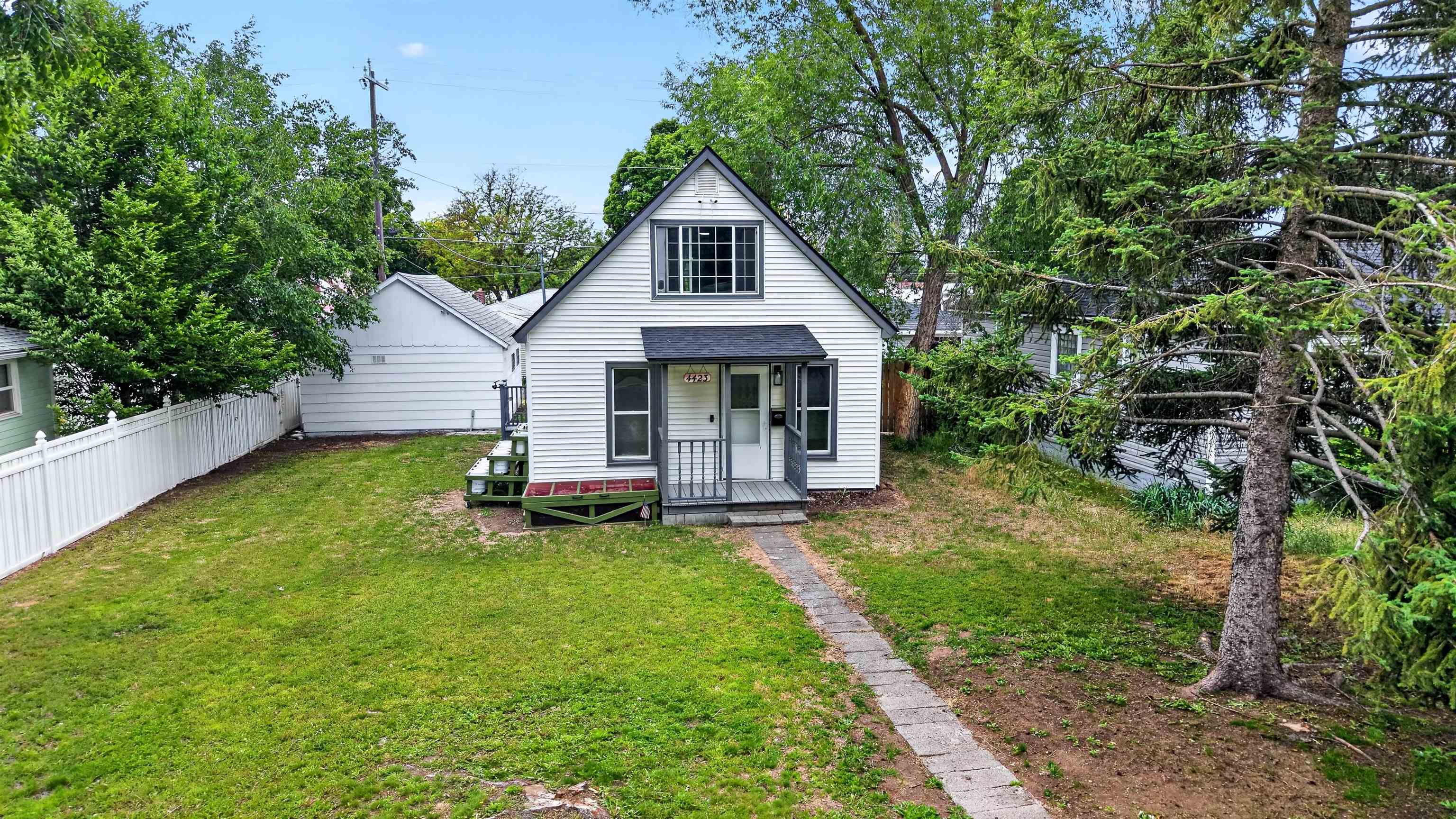 4423 N Cedar St - Photo 2