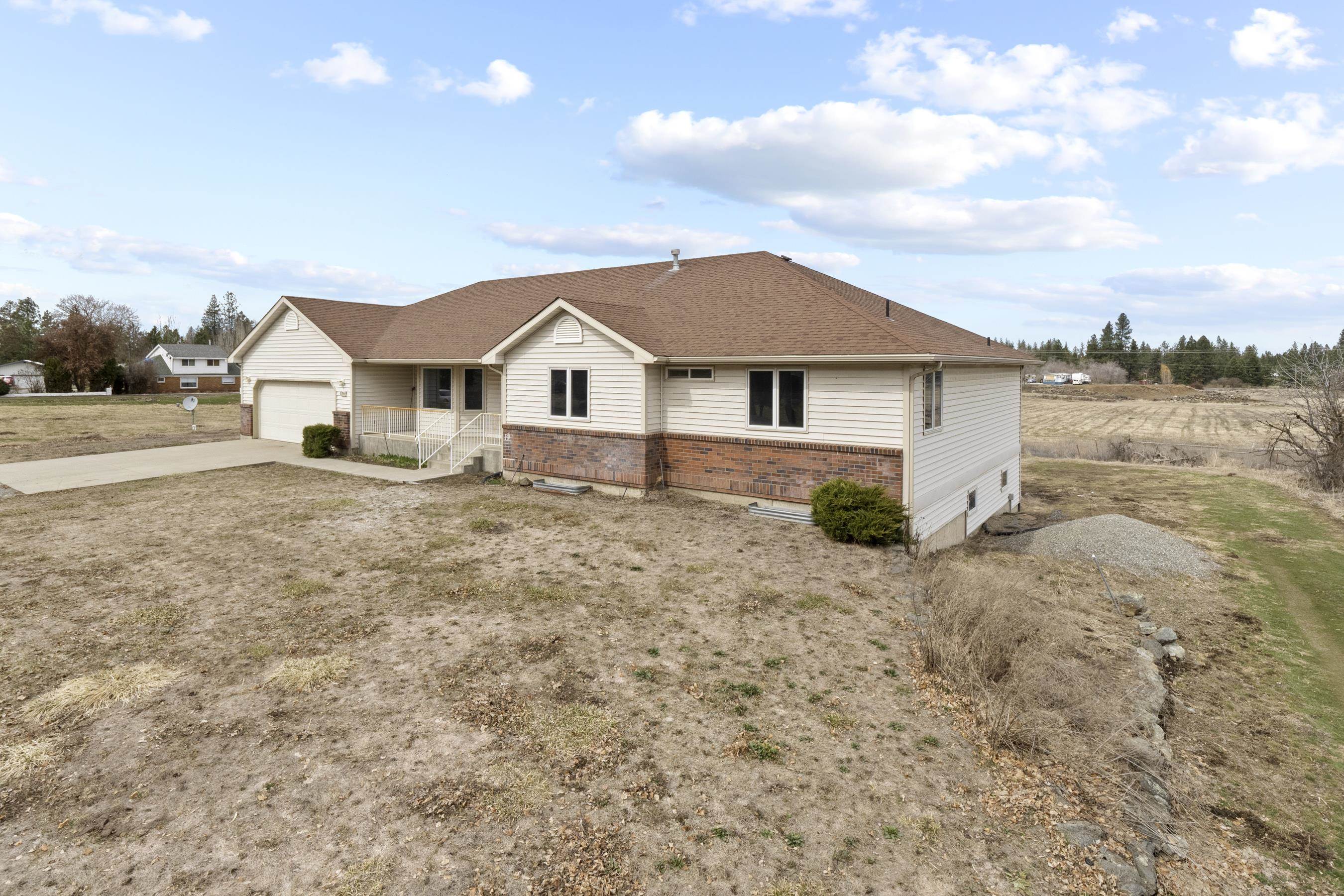 5704 W Garden Springs Rd - Photo 5