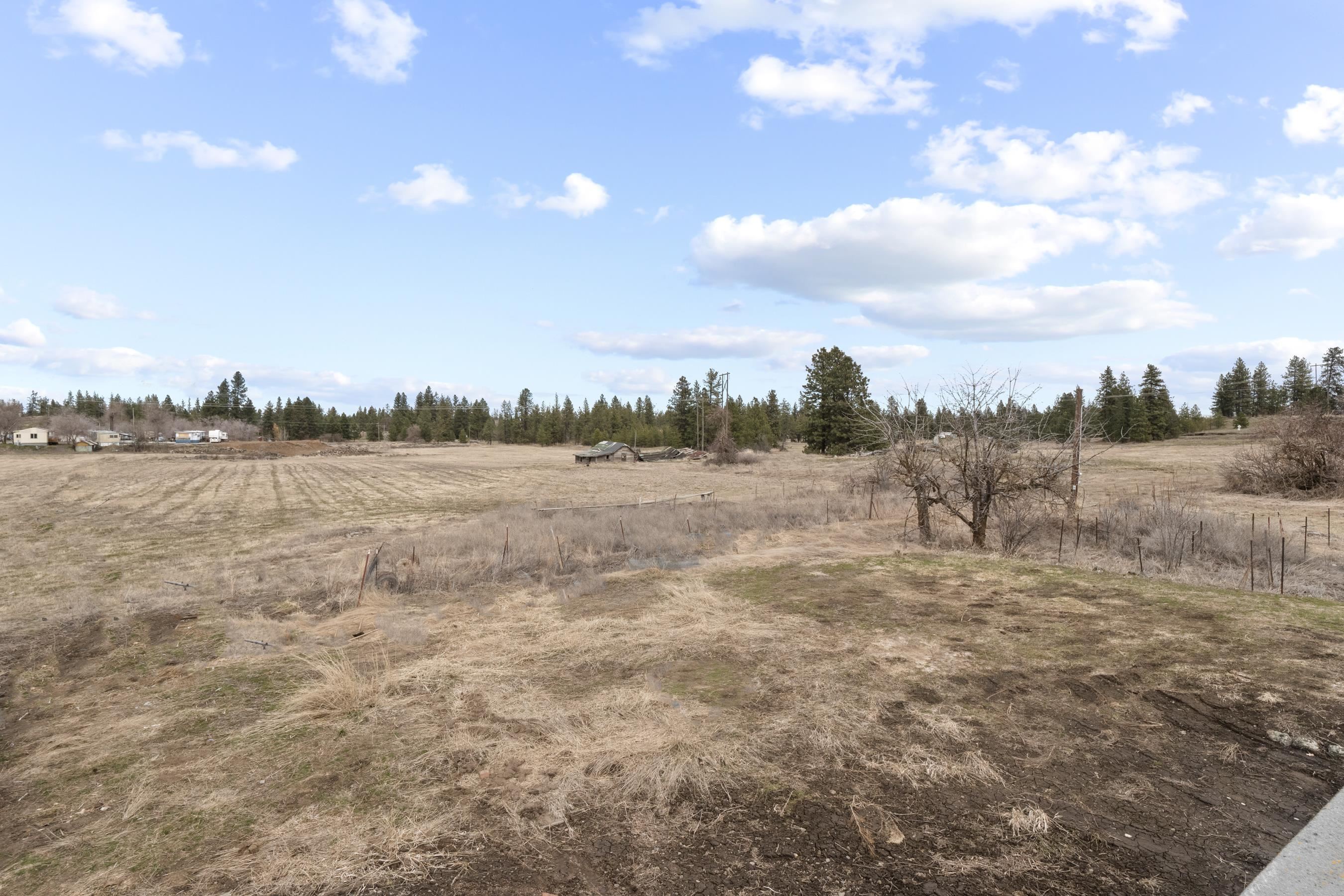 5704 W Garden Springs Rd - Photo 3