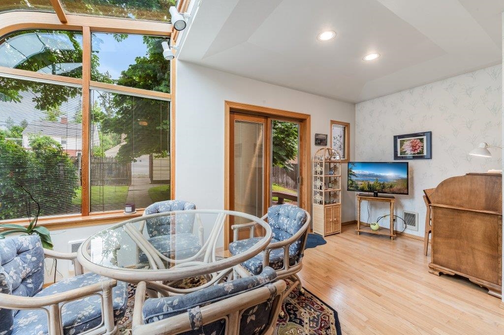 1213 W 20th Ave - Photo 13