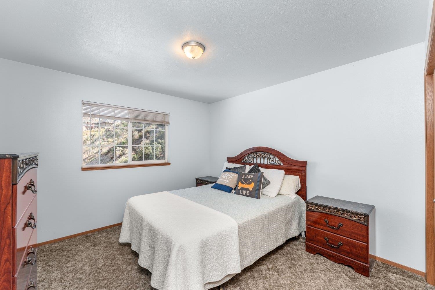 42100 Deer Meadows RD N - Photo 21