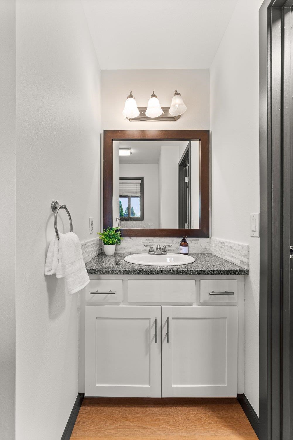 12911 W Shore Rd - Photo 16