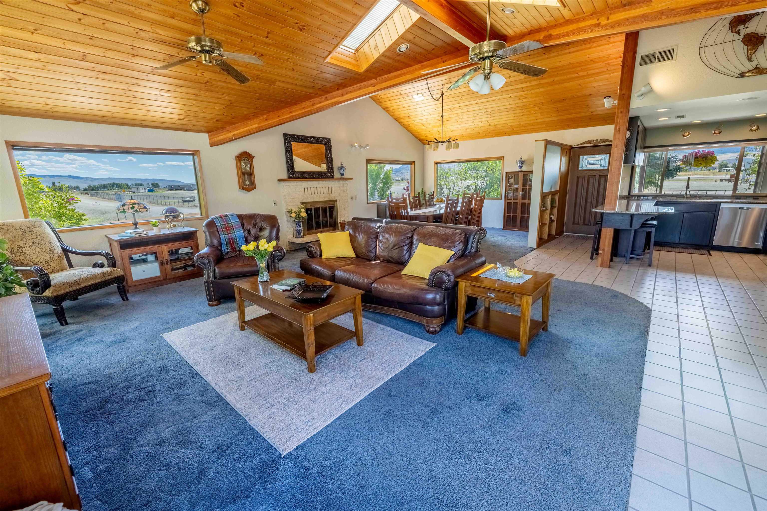 100 Airport Rd - Photo 4