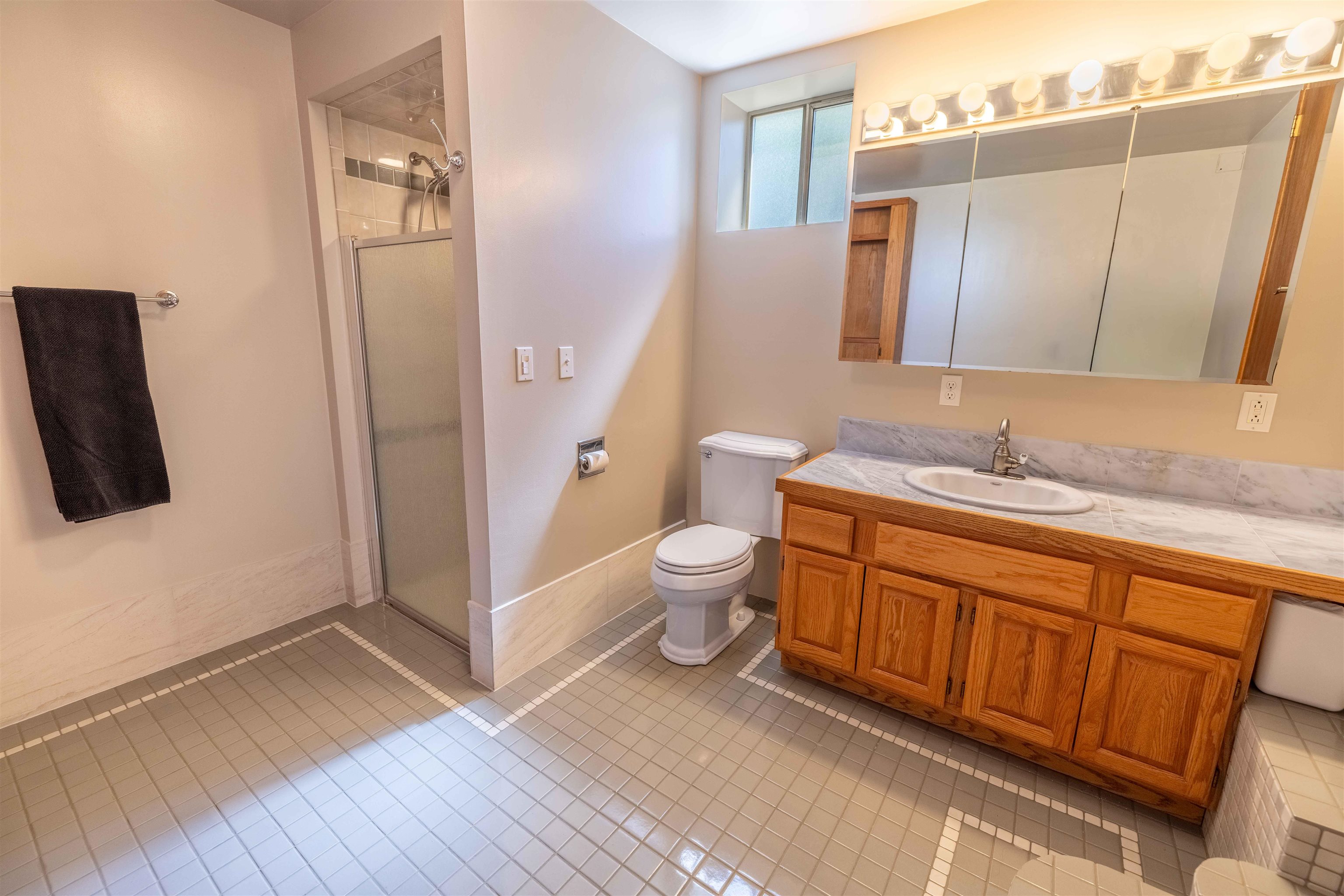 100 Airport Rd - Photo 18