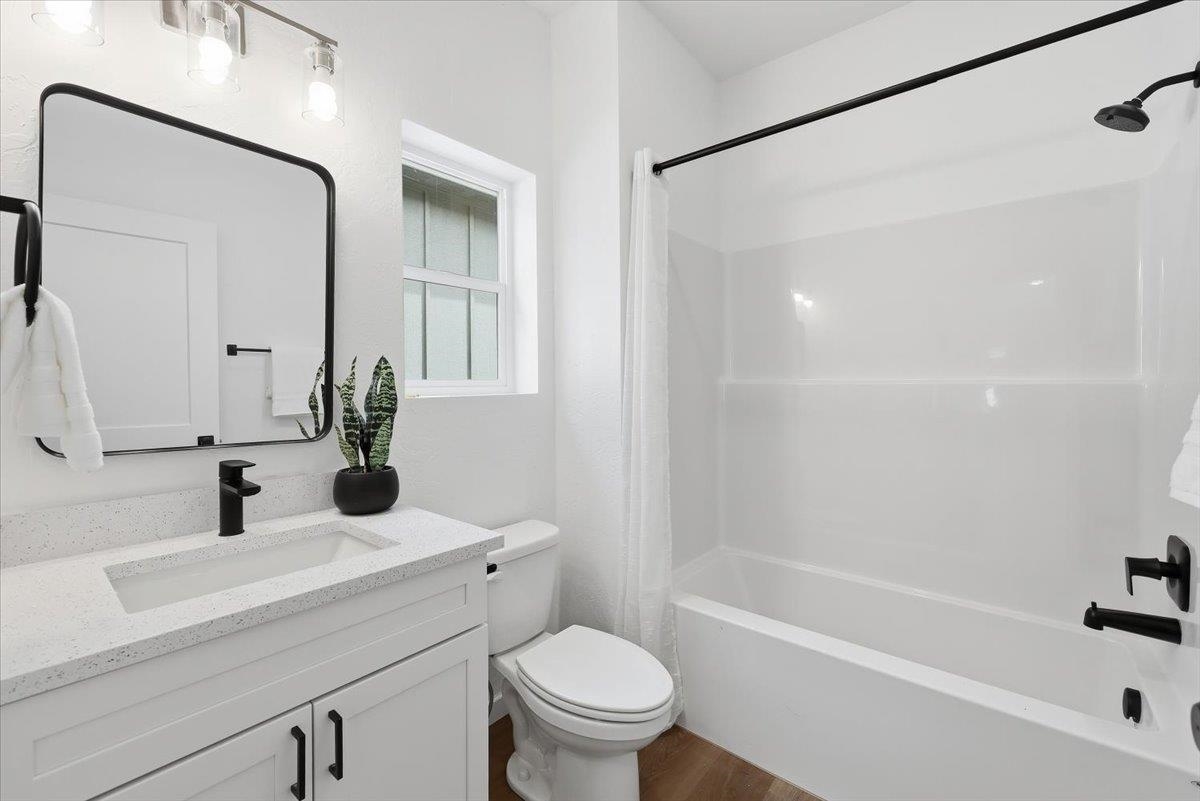 5389 N Lincoln St - Photo 31