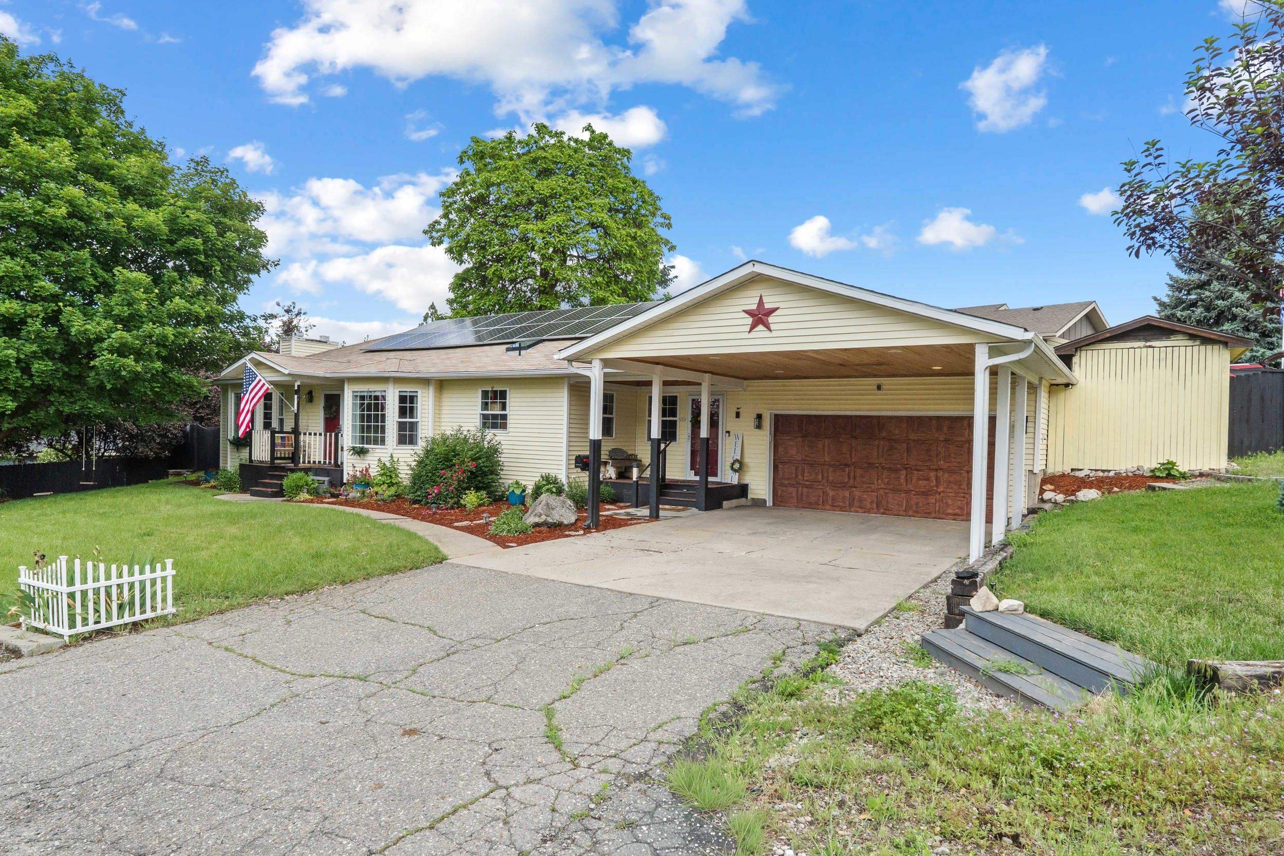 985 E Forest Ave - Photo 4