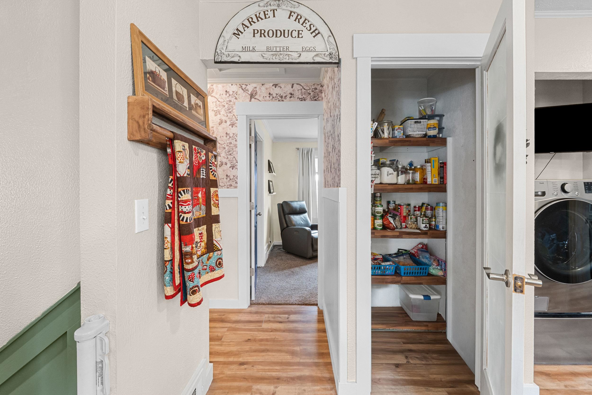 985 E Forest Ave - Photo 8