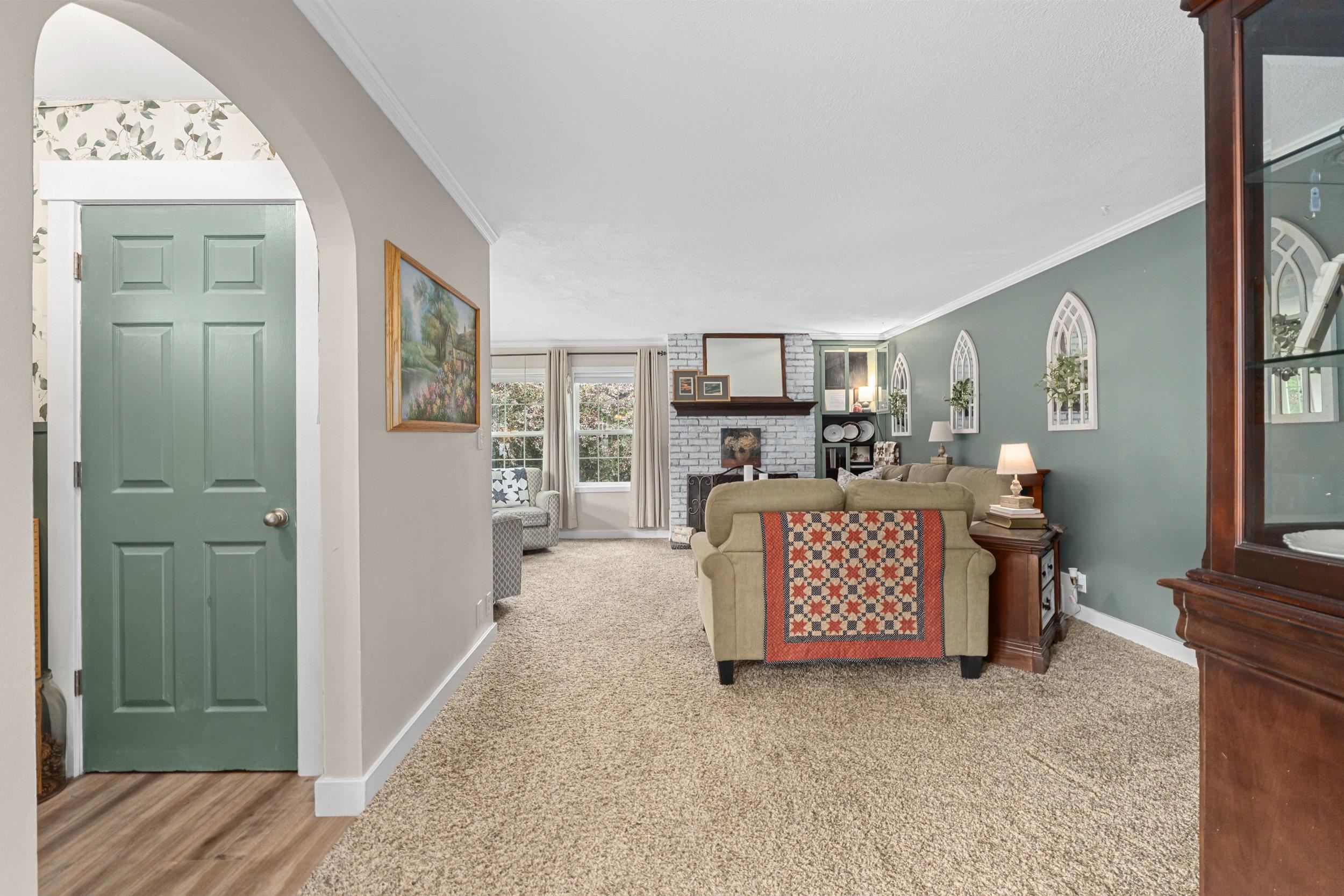 985 E Forest Ave - Photo 10