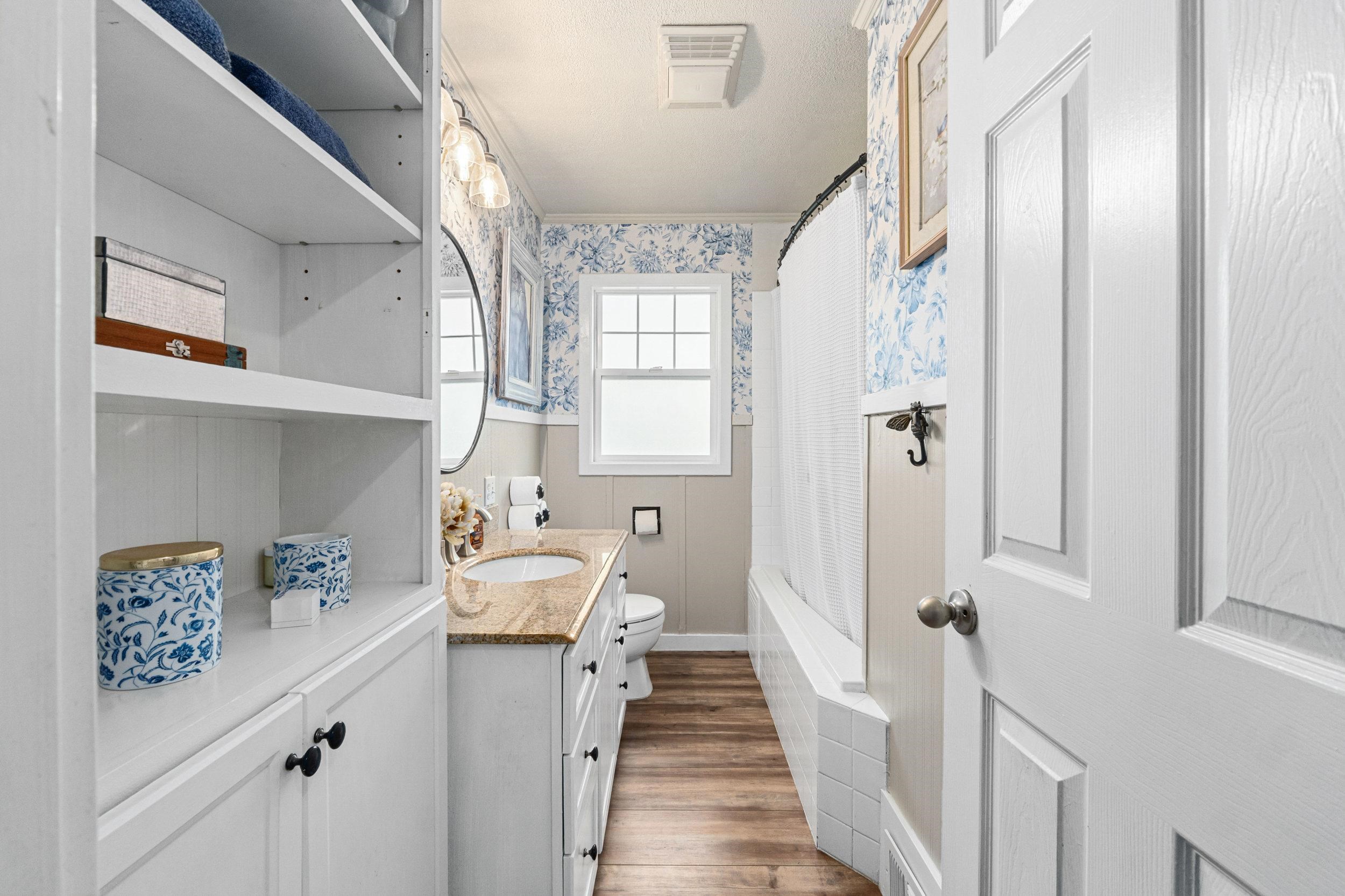 985 E Forest Ave - Photo 24