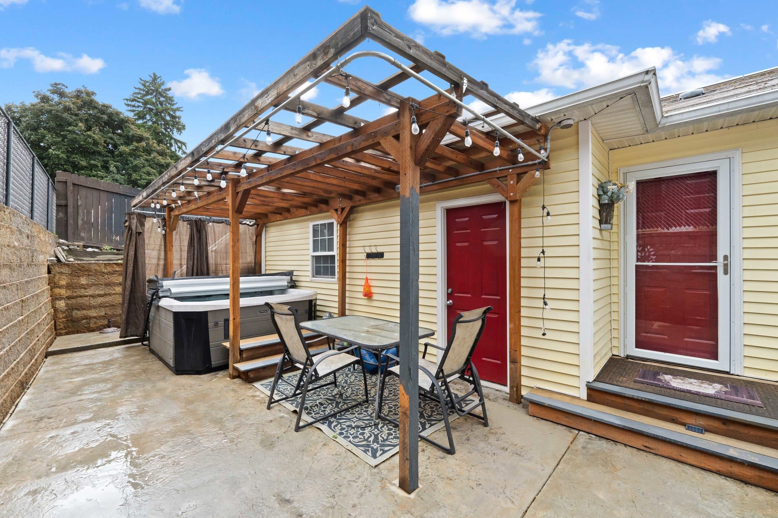 985 E Forest Ave - Photo 36